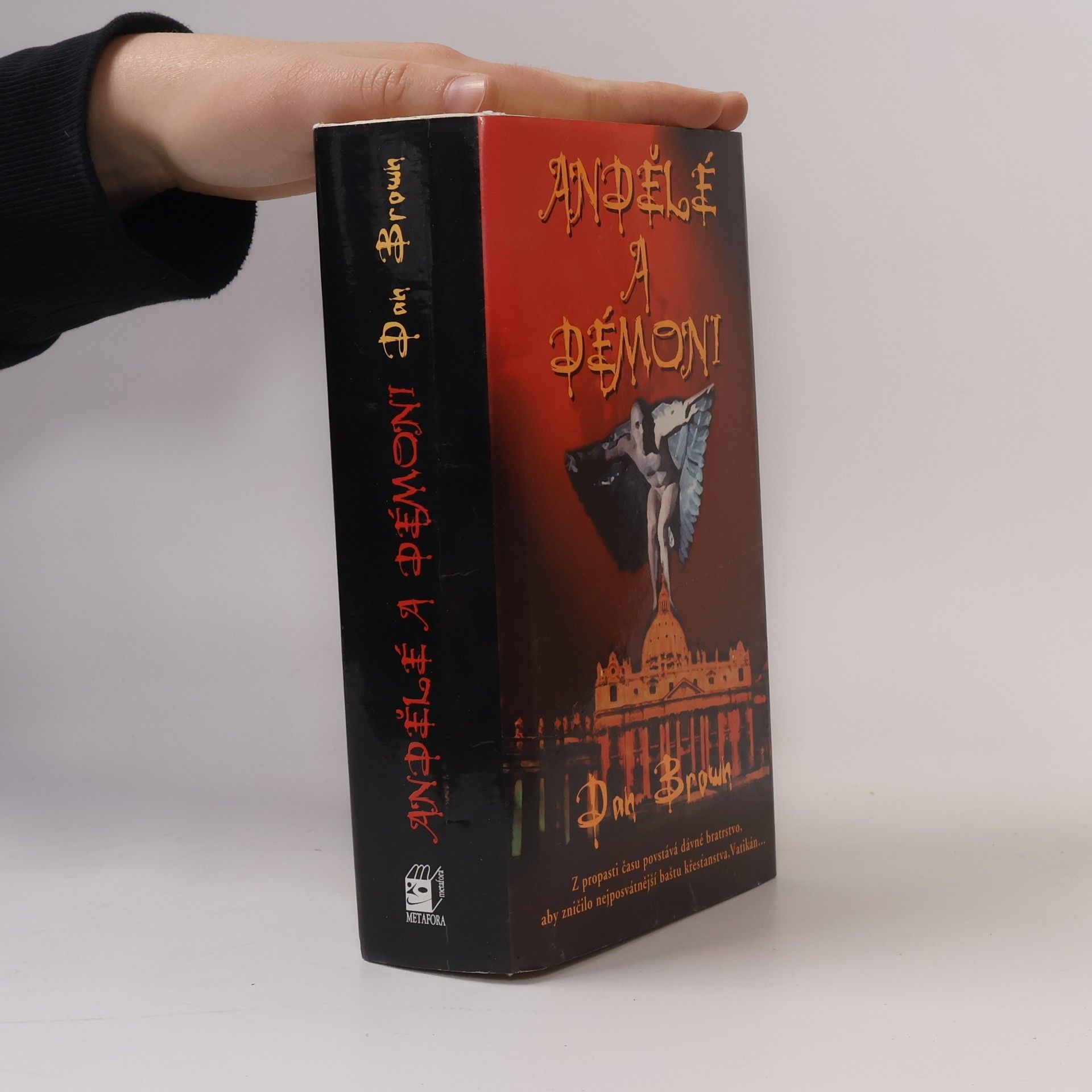 Dan Brown Andělé a démoni