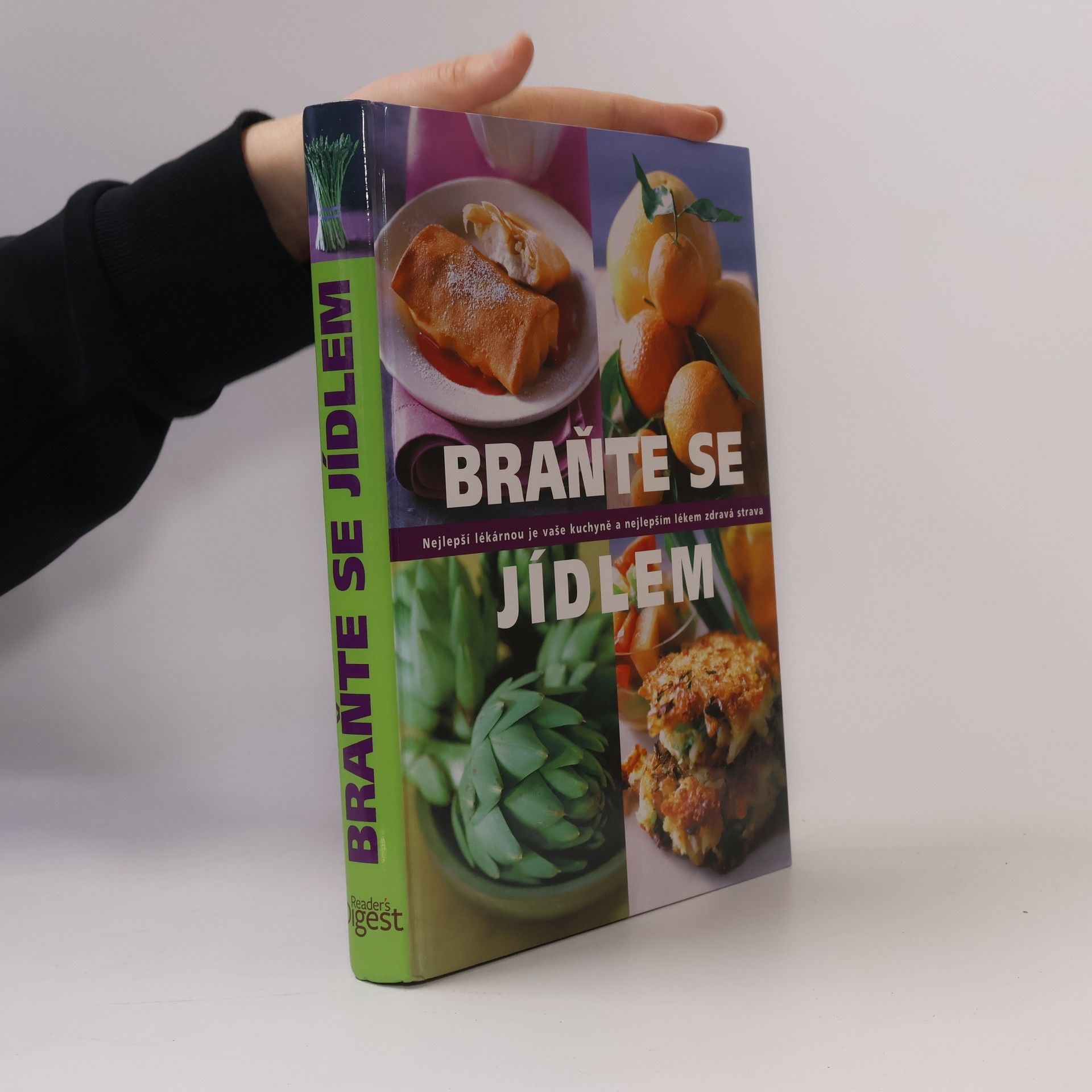 Autorenkollektiv Braňte se jídlem