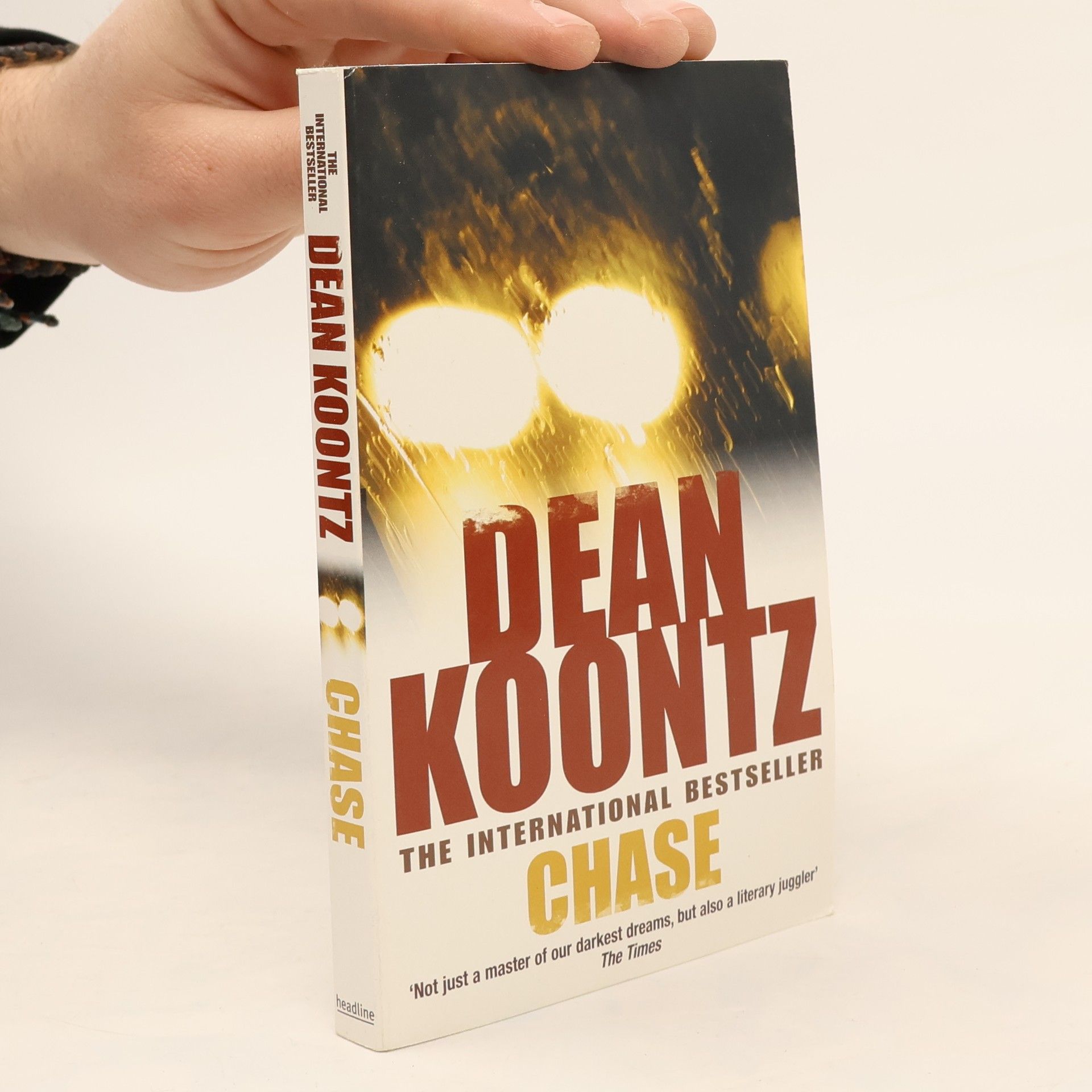 Dean R. Koontz CHASE