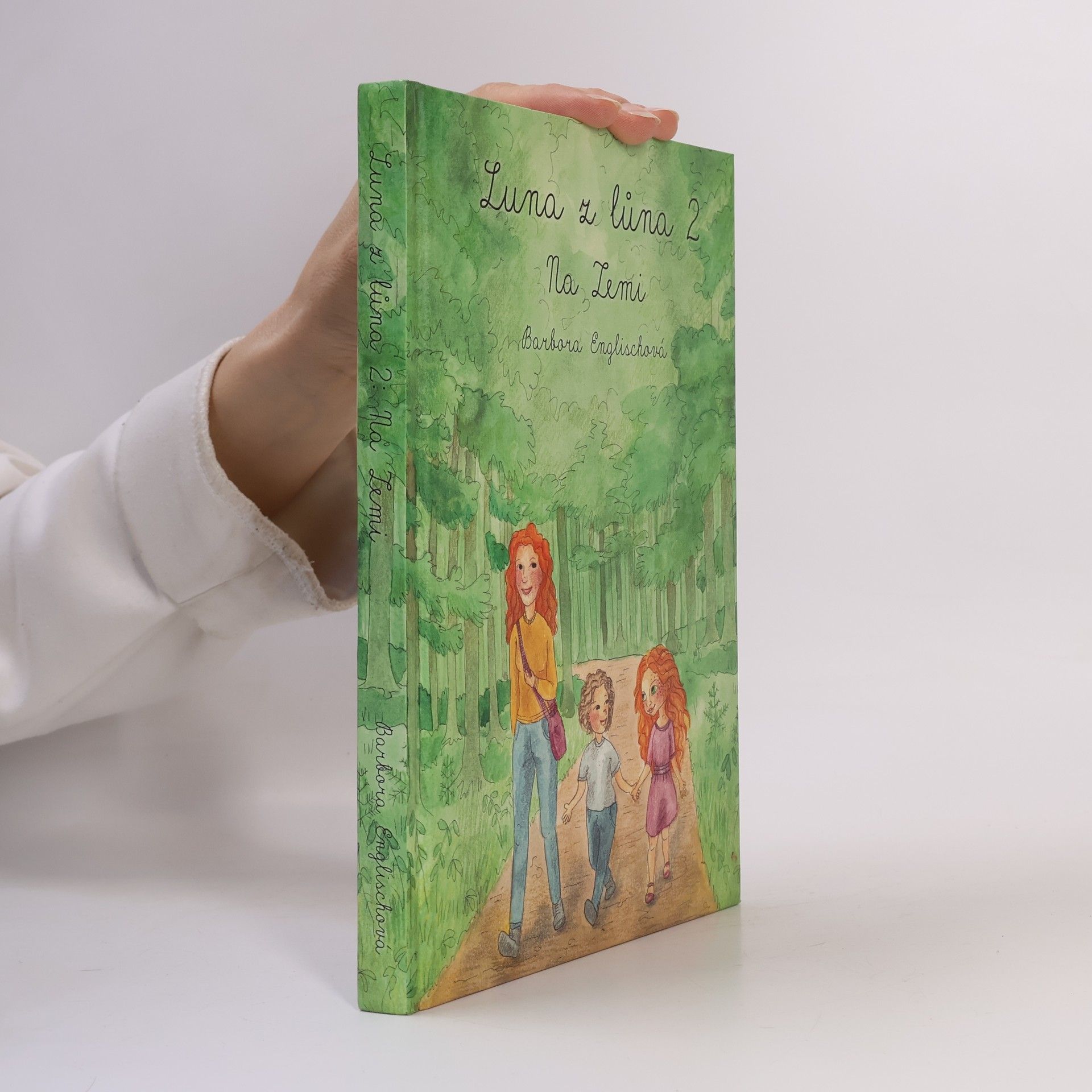 Veronika Víchová Luna z lůna 2: Na Zemi