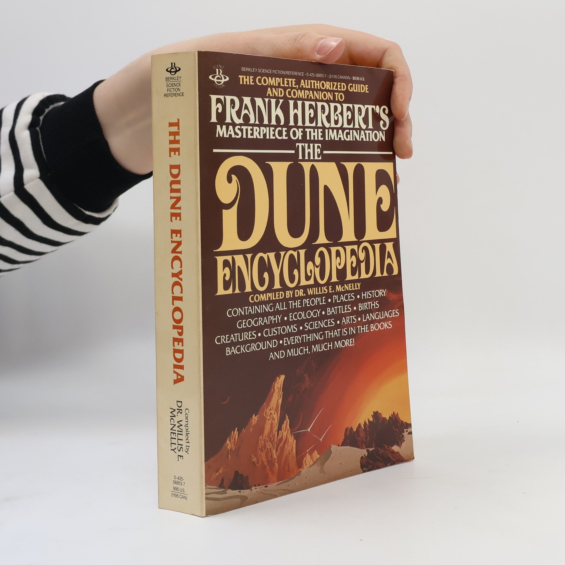 Willis Everett McNelly The Dune Encyclopedia