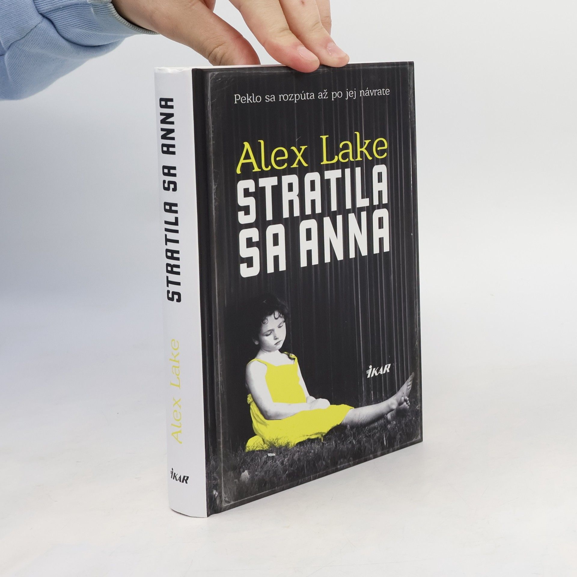 Alex Lake Stratila sa Anna