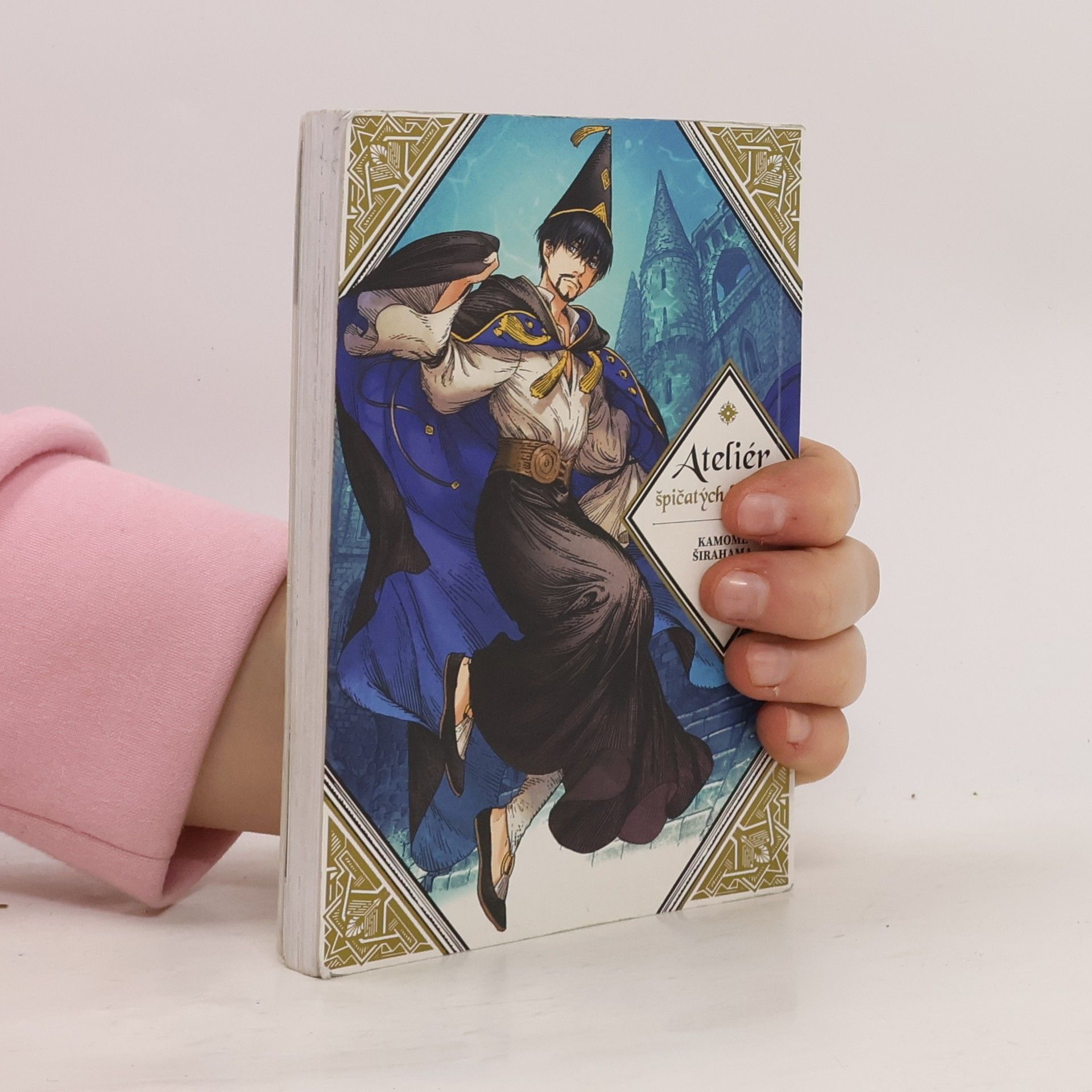 Kamome Shirahama Ateliér špičatých klobouků. 6