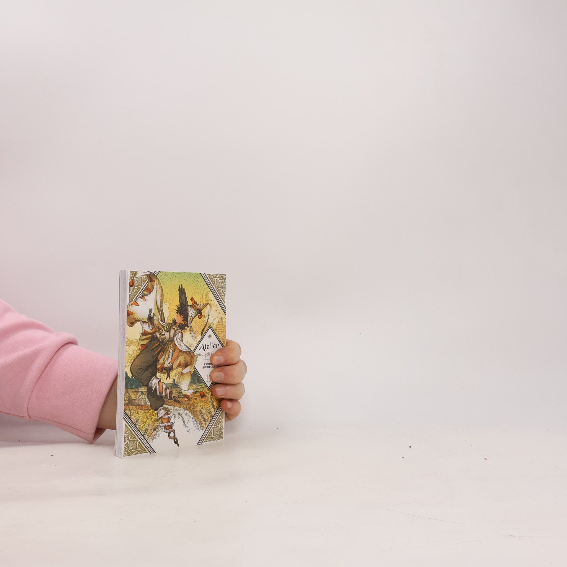 Kamome Shirahama Ateliér špičatých klobouků. 13