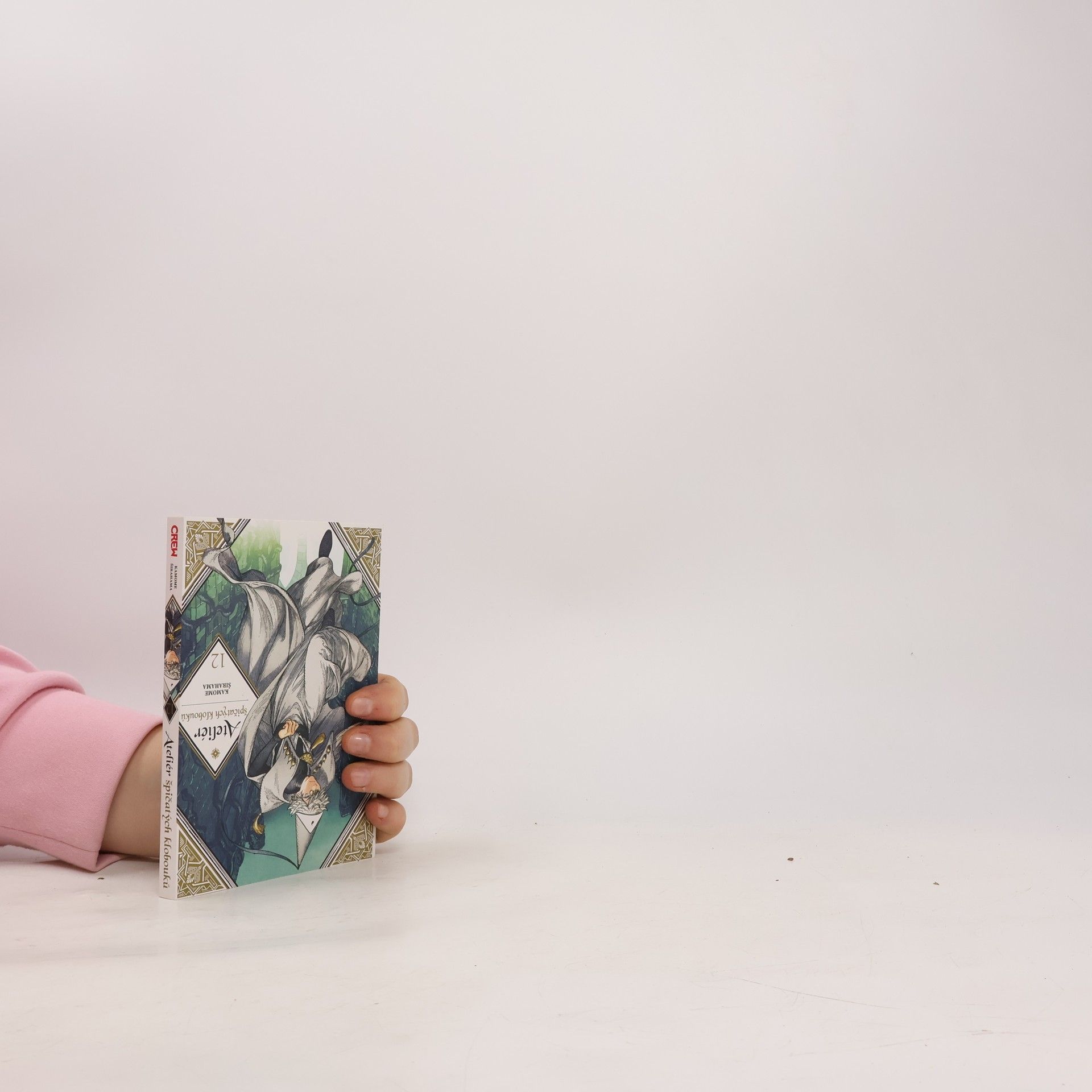 Kamome Shirahama Ateliér špičatých klobouků 12