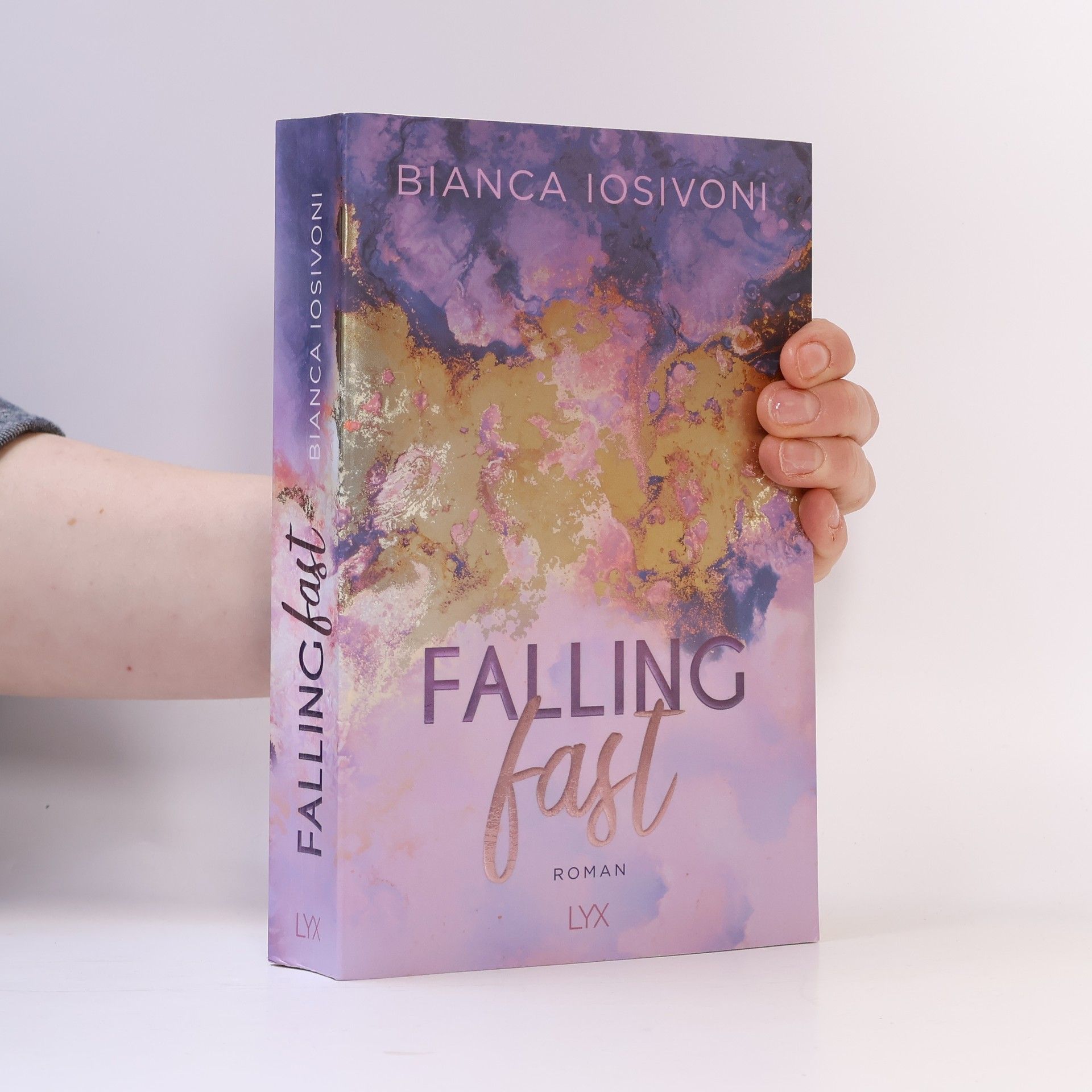 Bianca Iosivoni Falling fast