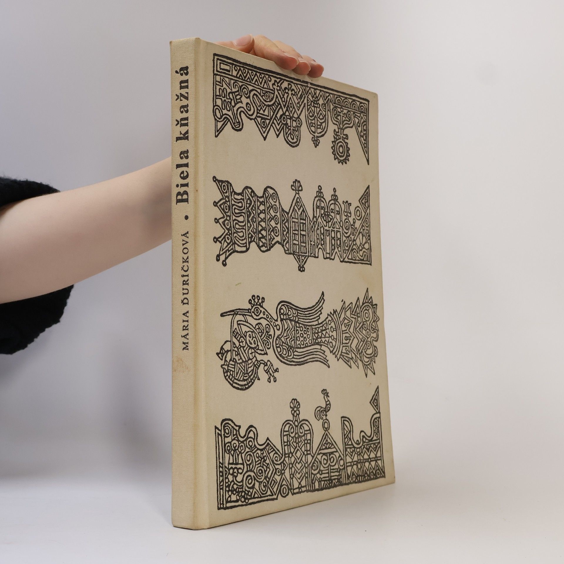 Mária Ďuríčková Biele kňažná