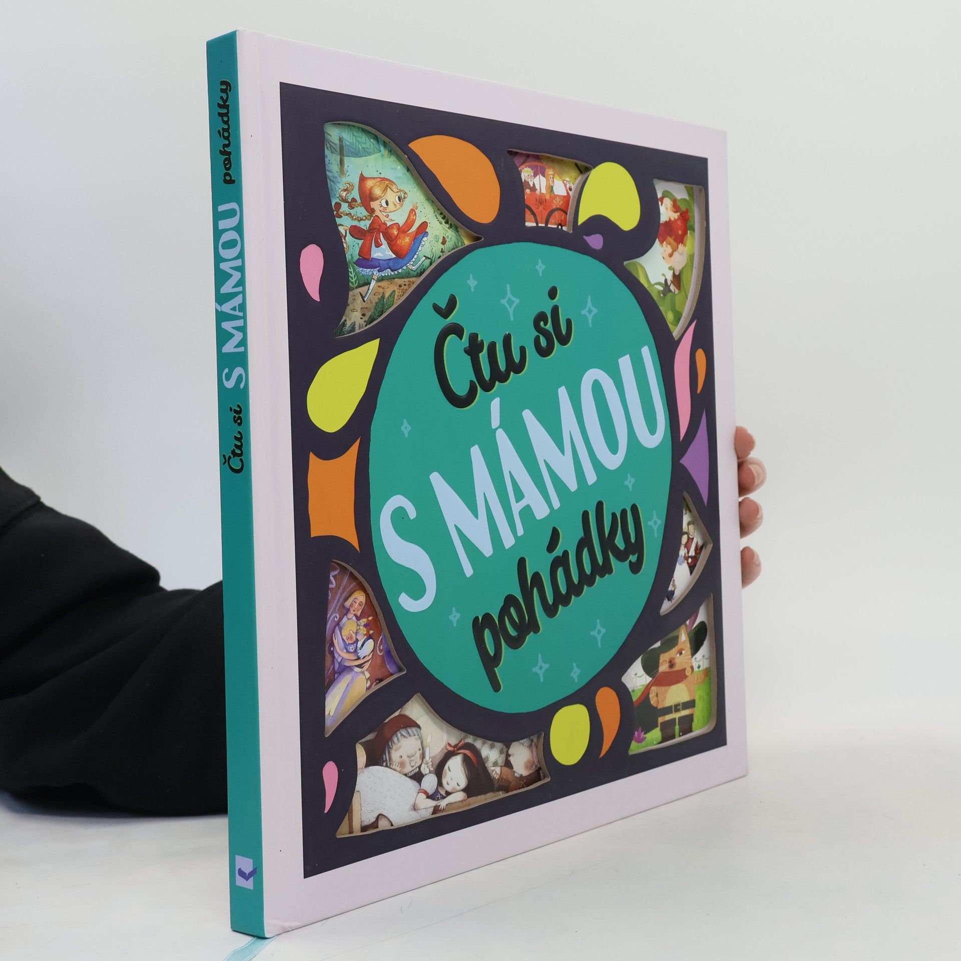 Katie Hewat Čtu si s mámou pohádky