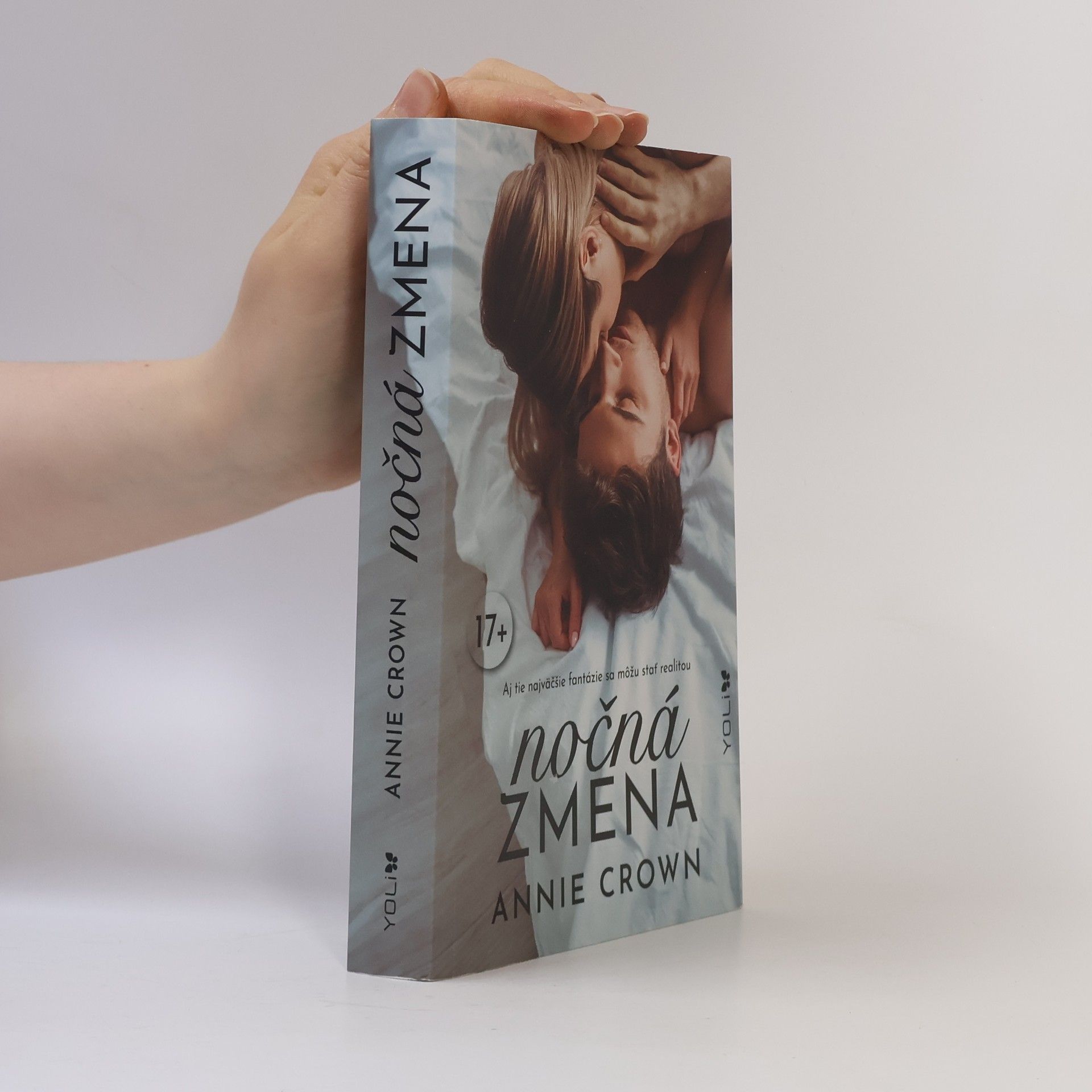 Annie Crown Nočná zmena