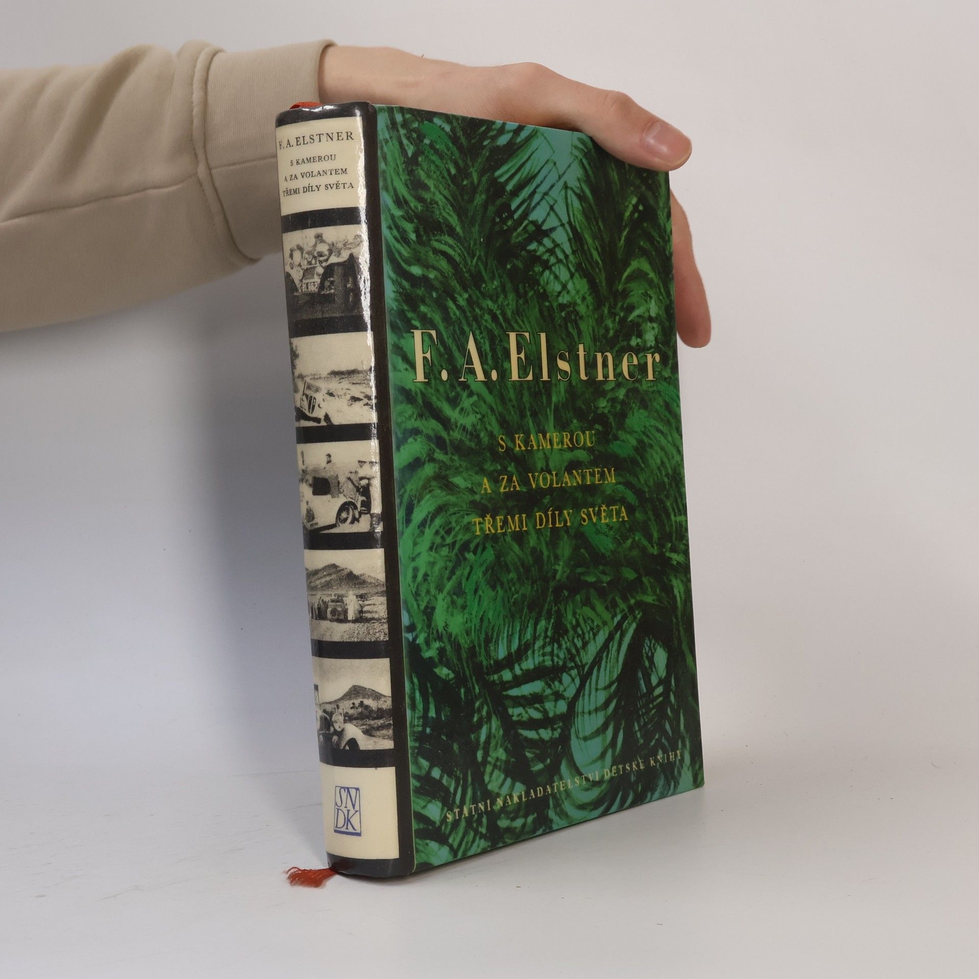 František Alexander Elstner S kamerou a za volantem třemi díly světa