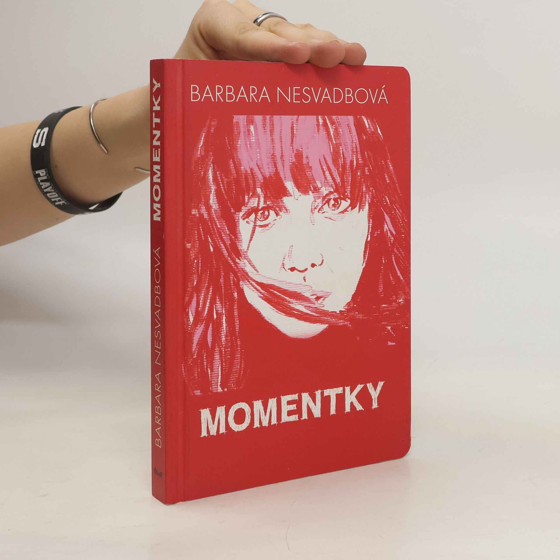 Bára Nesvadbová Momentky