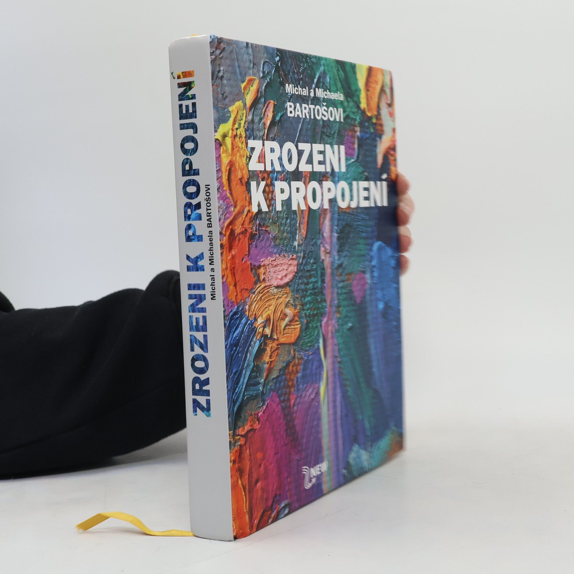 Michaela Bartošová Zrozeni k propojení