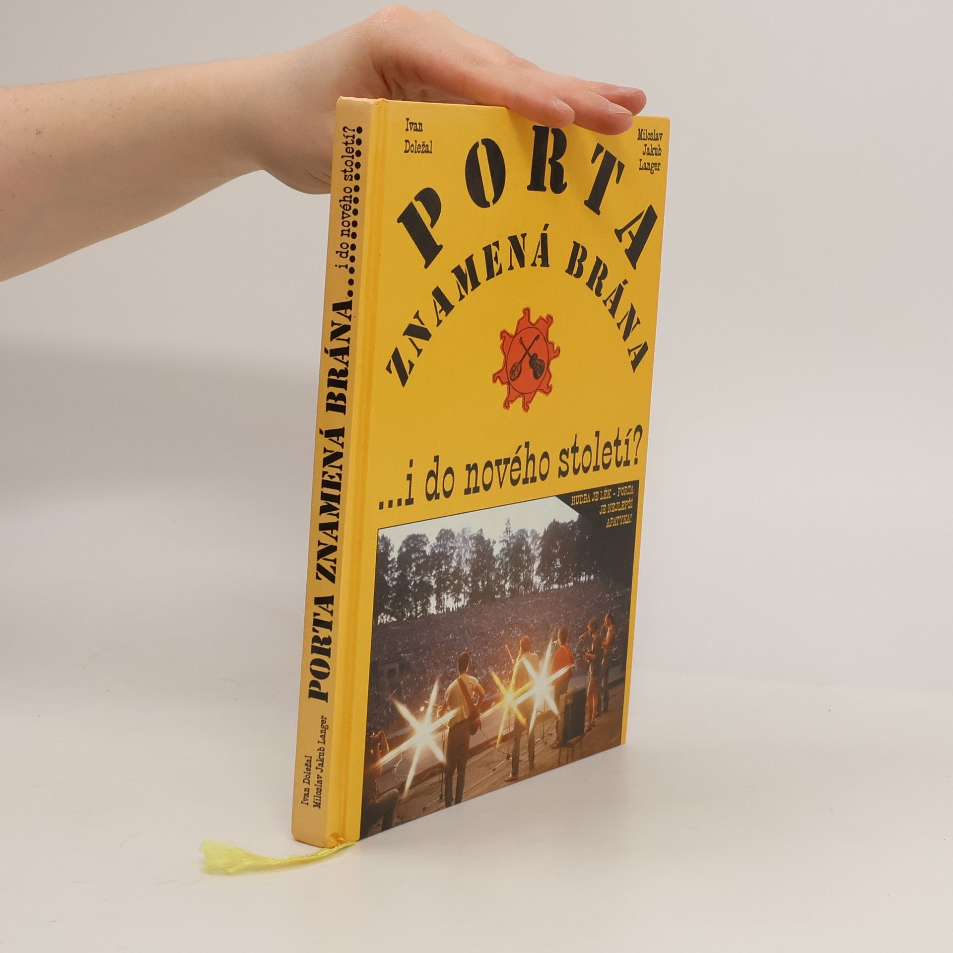 Miloslav Jakub Langer Porta znamená brána... i do nového století?