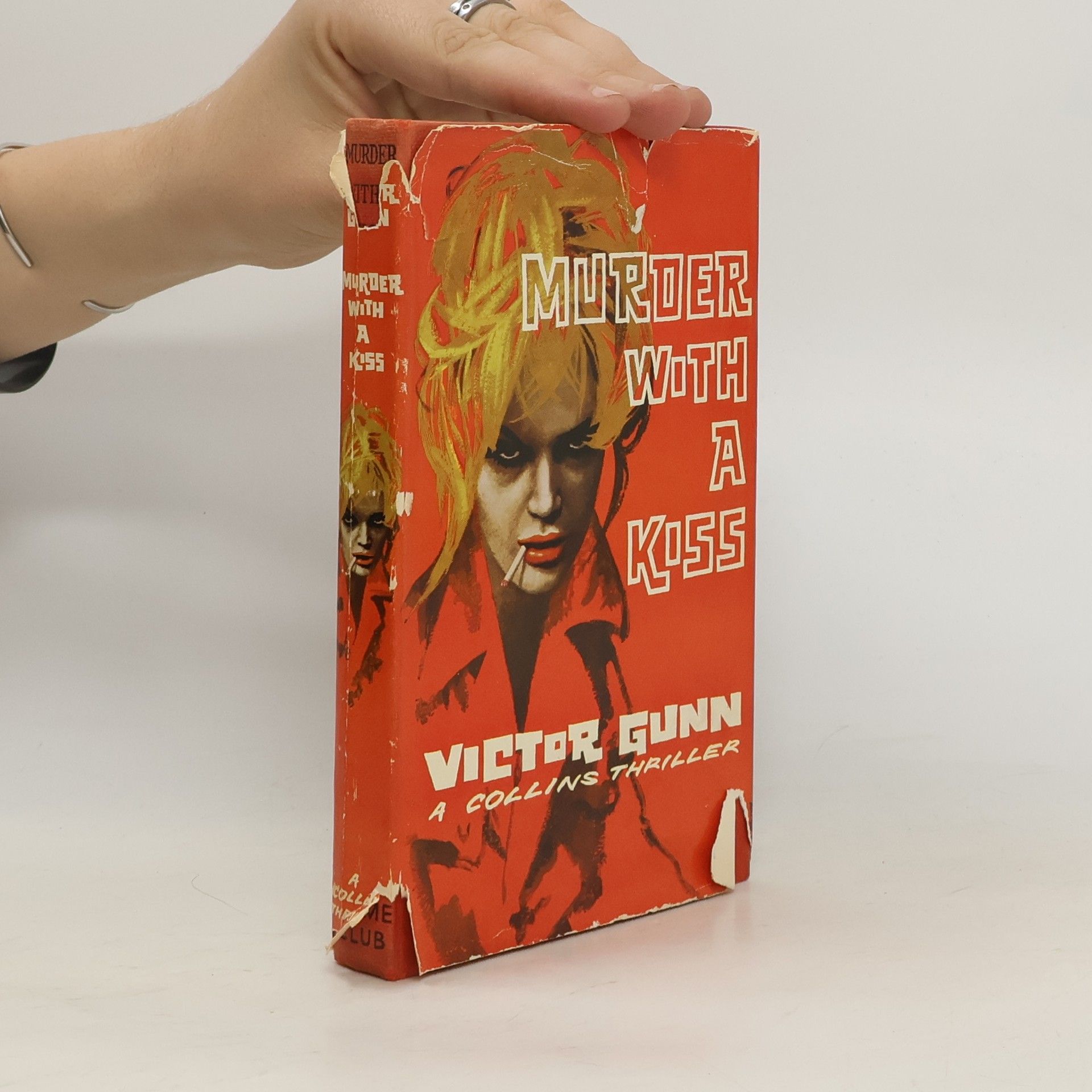 Victor Gunn Murder With a Kiss