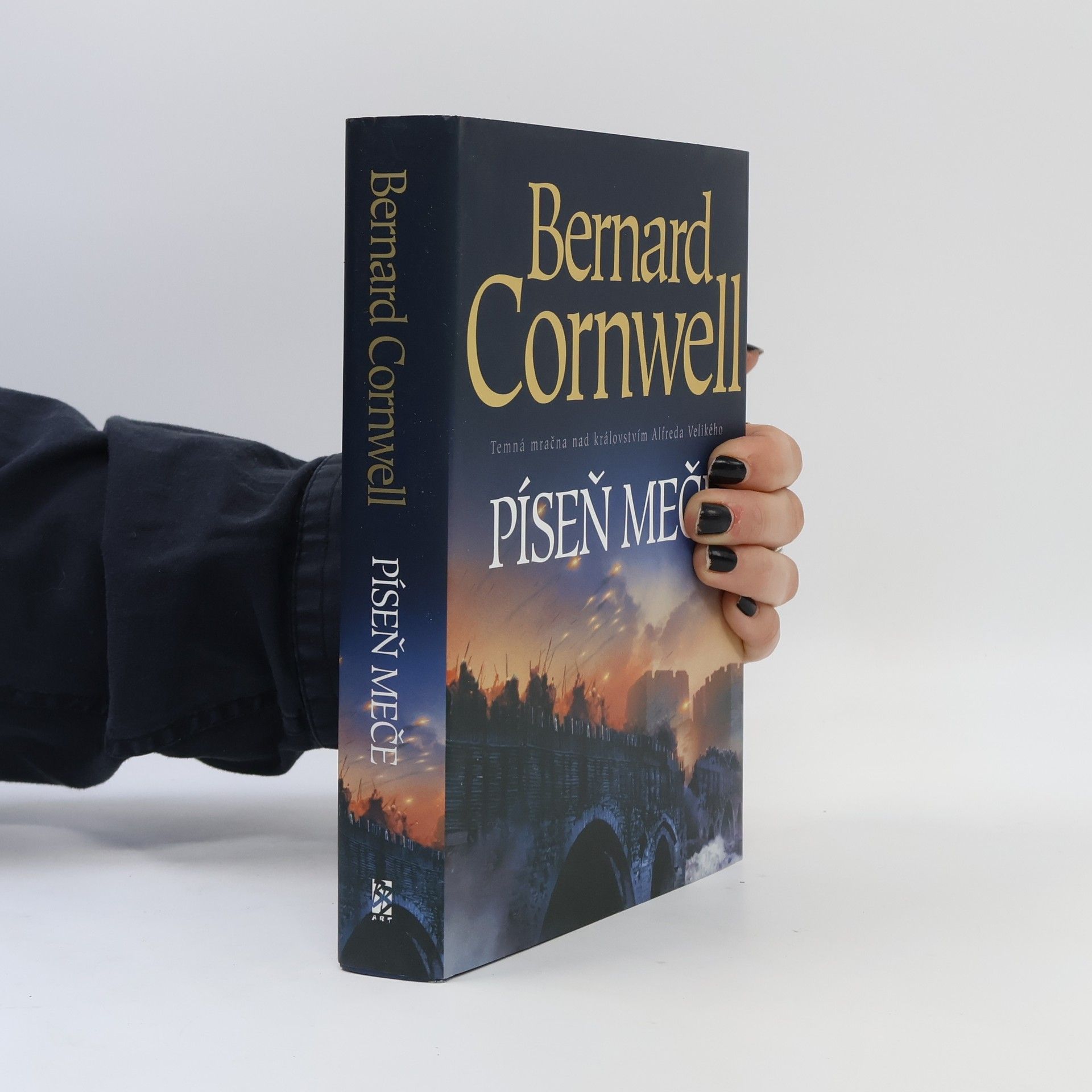 Bernard Cornwell Píseň meče. Království Alfreda Velikého