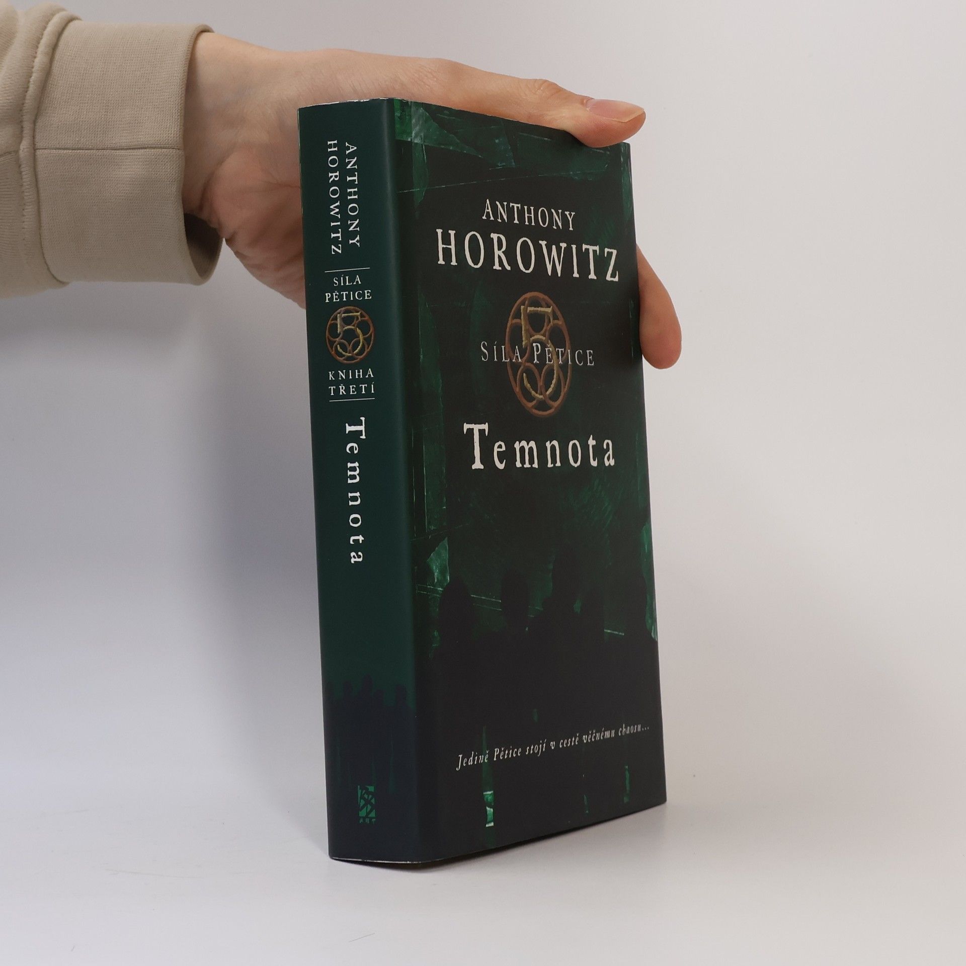 Anthony Horowitz Síla pětice. Temnota.