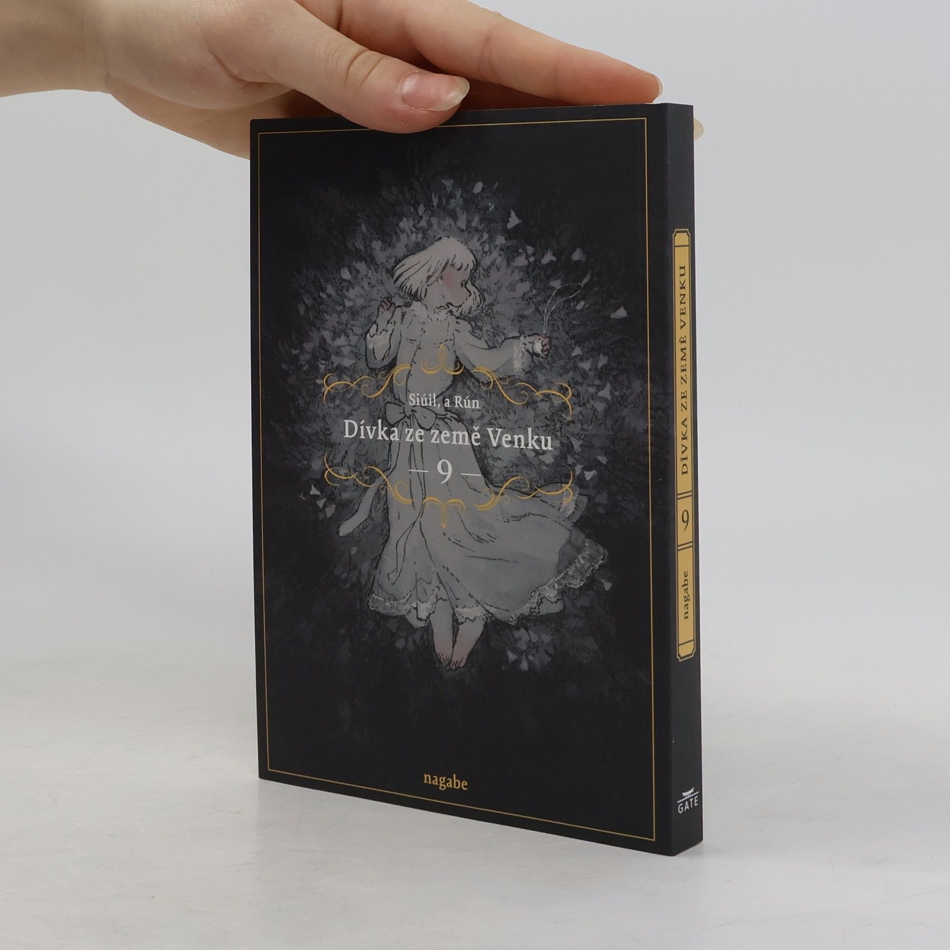 Nagabe Dívka ze země Venku : Siúil, a Rún. 9