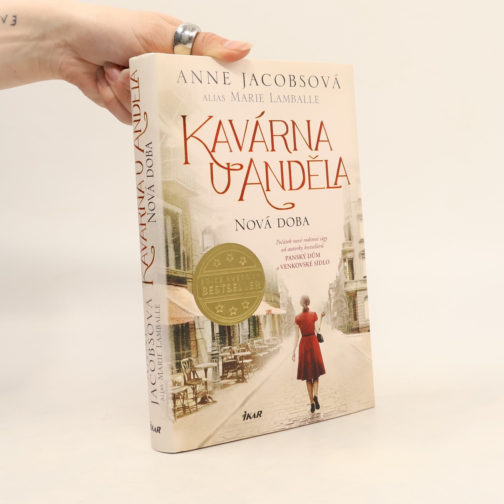 Anne Jacobs Kavárna U Anděla. Nová doba