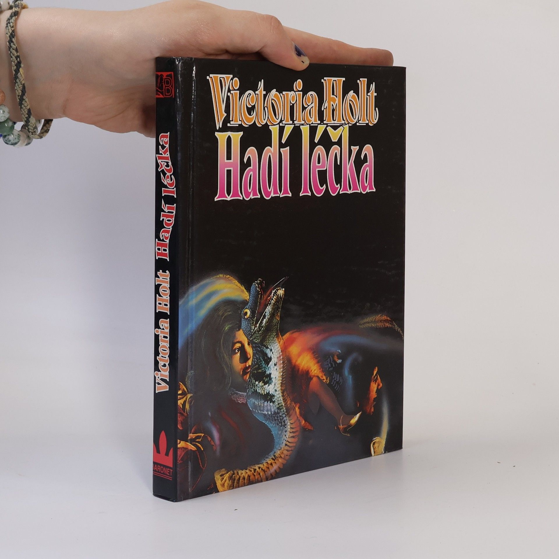 Eleanor Burford Hadí léčka