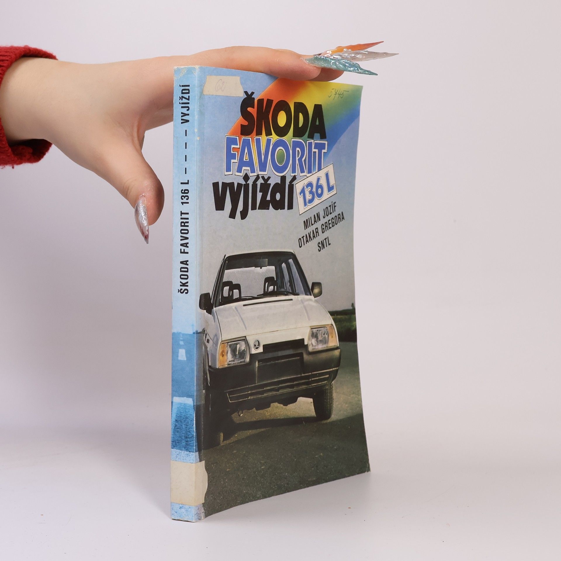 Otakar Gregora Škoda Favorit 136 L vyjíždí