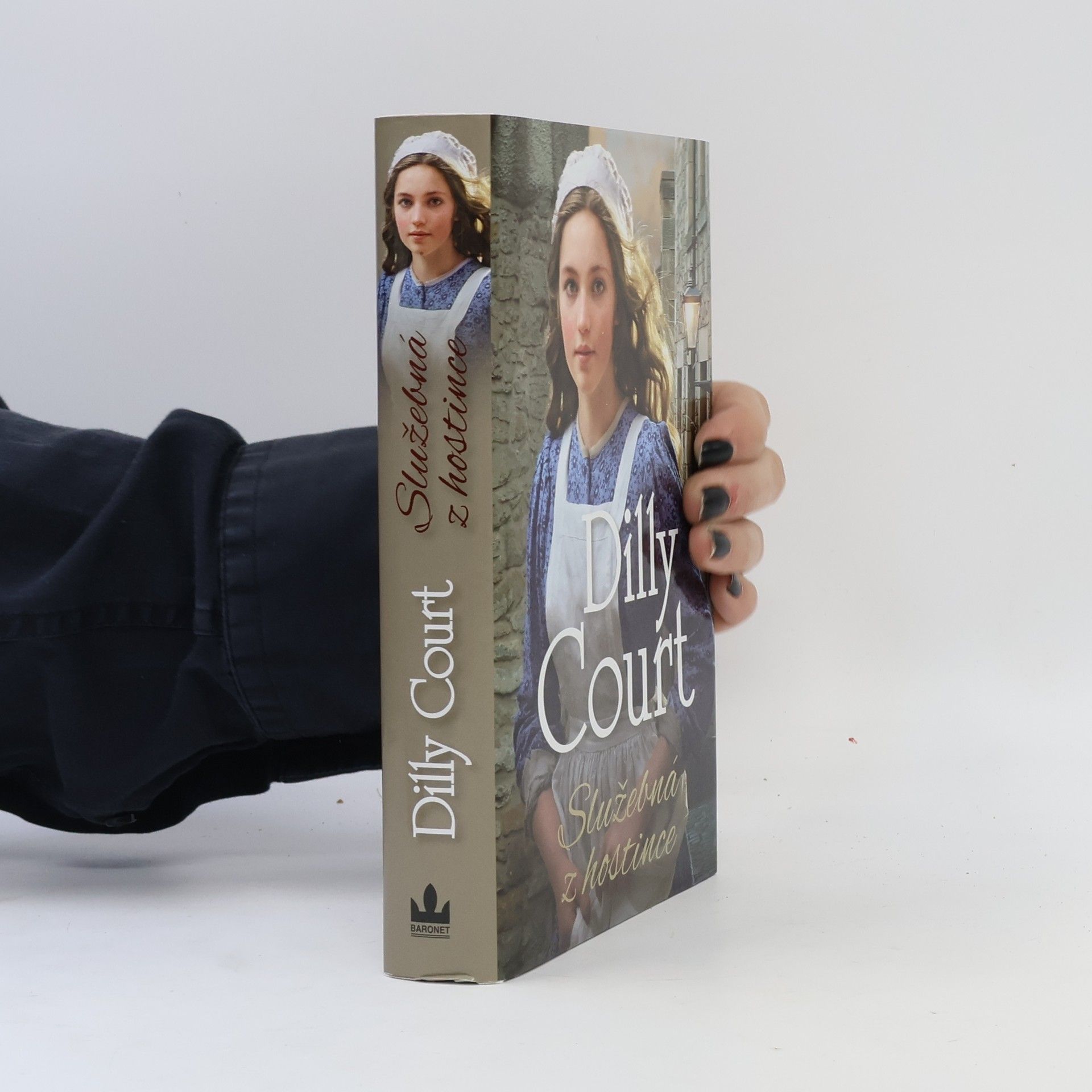 Dilly Court Služebná z hostince