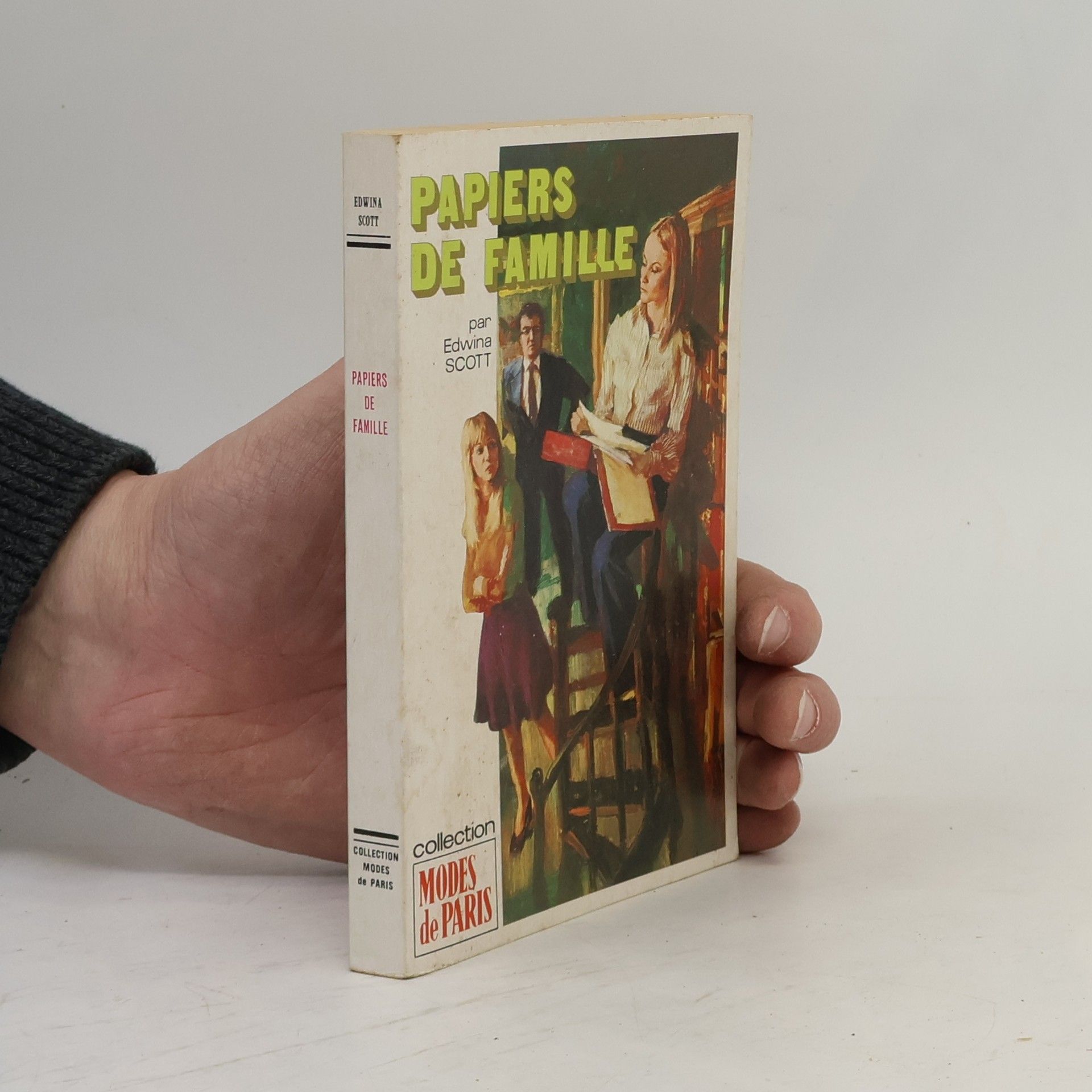 Modes de Paris: Papiers de famille