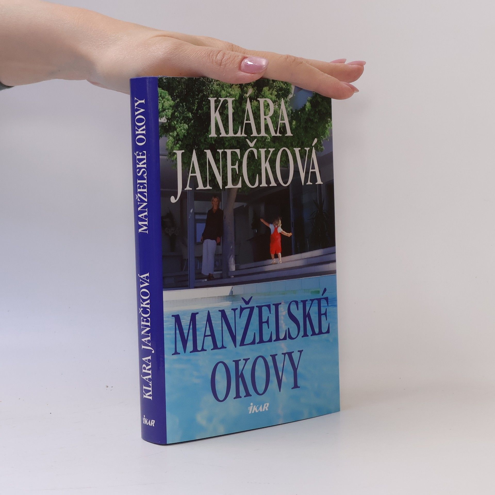 Klára Janečková Manželské okovy