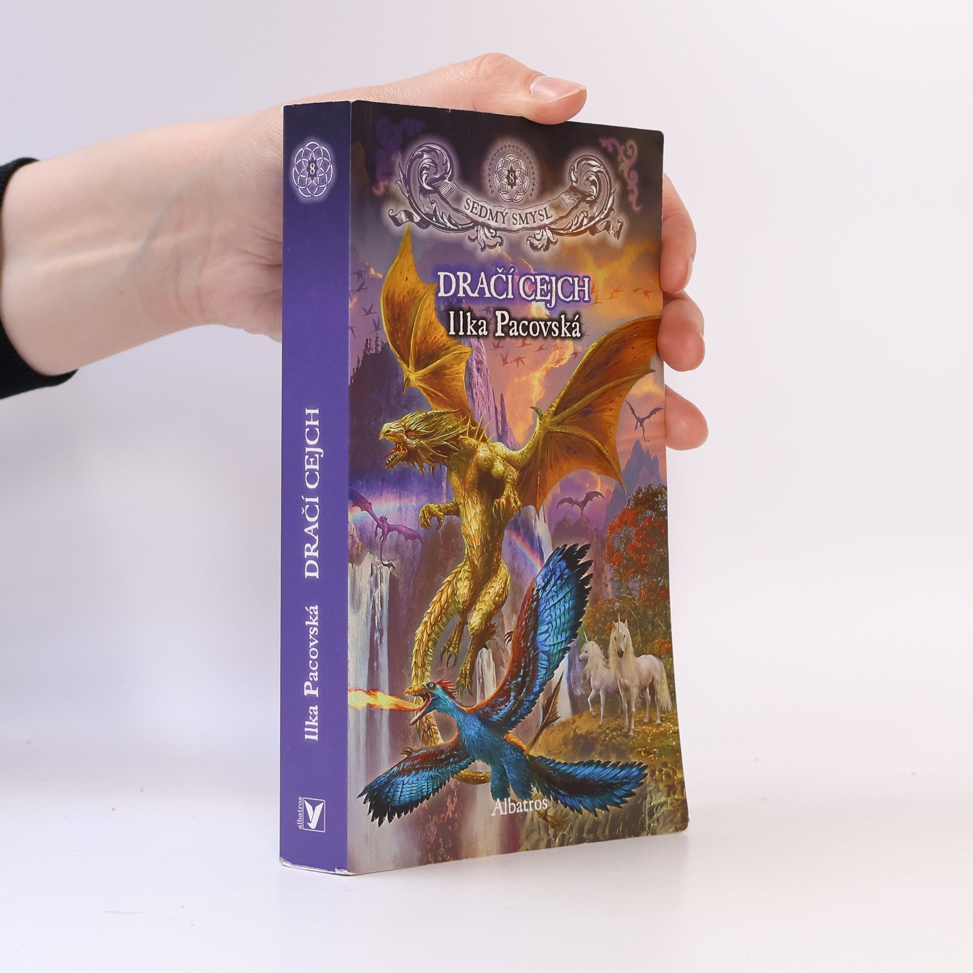 Ilka Pacovská Sedmý smysl 8 : Dračí cejch