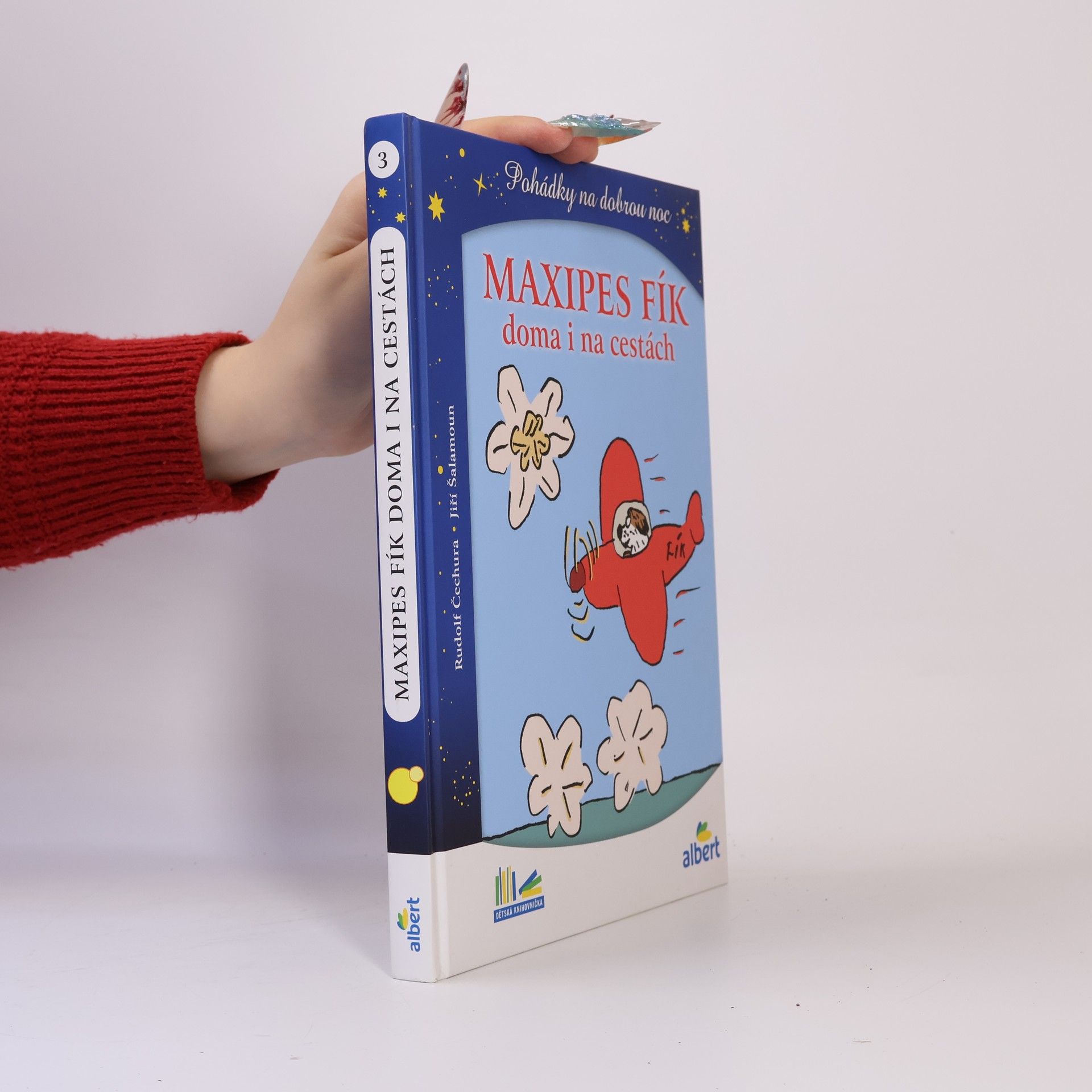 Maxipes Fík doma i na cestách