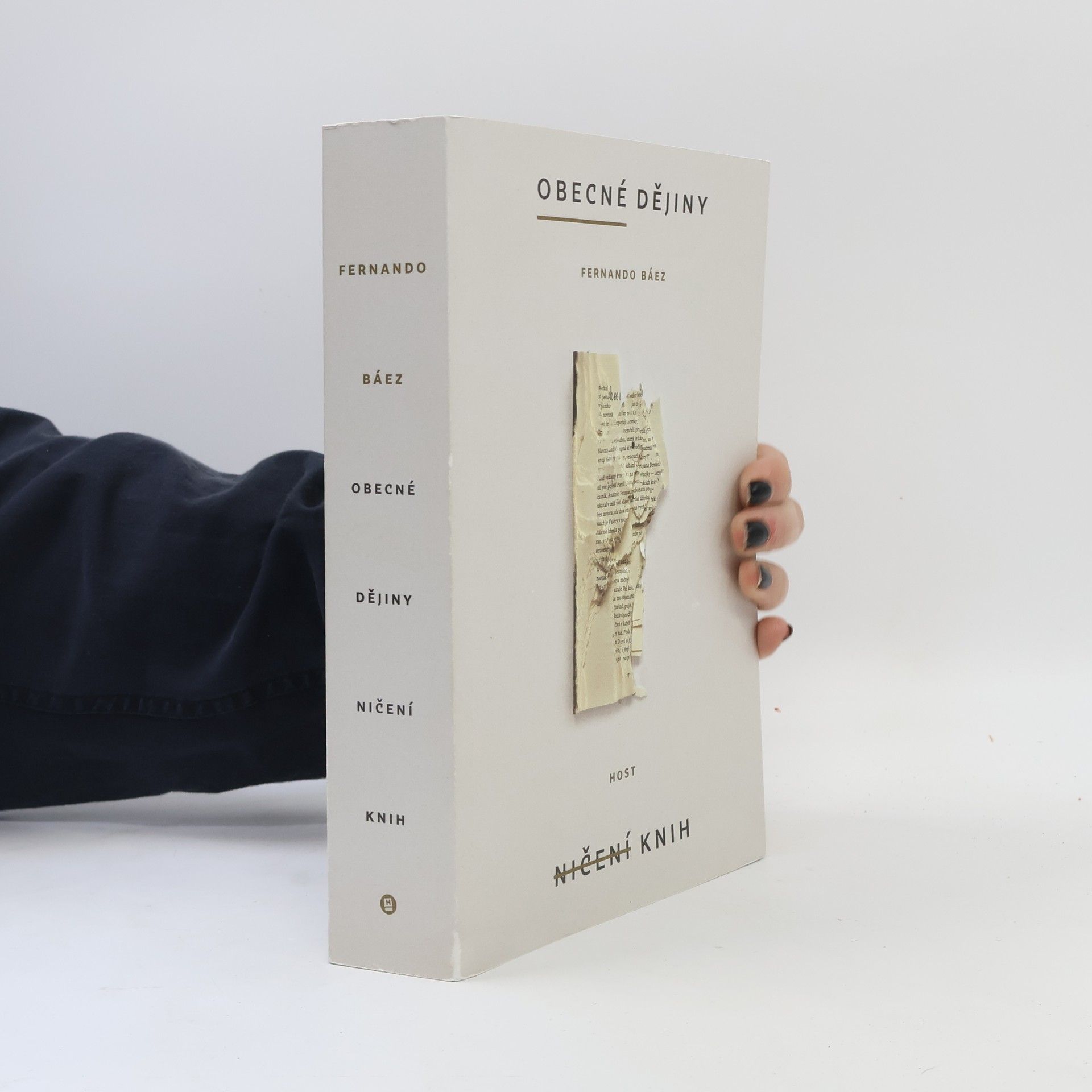 Fernando Báez Obecné dějiny ničení knih. Od sumerských tabulek po digitální éru