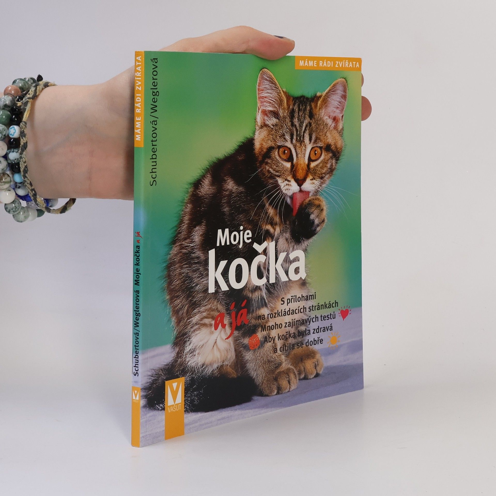 Moje kočka a já : [s přílohami na rozkládacích stránkách]