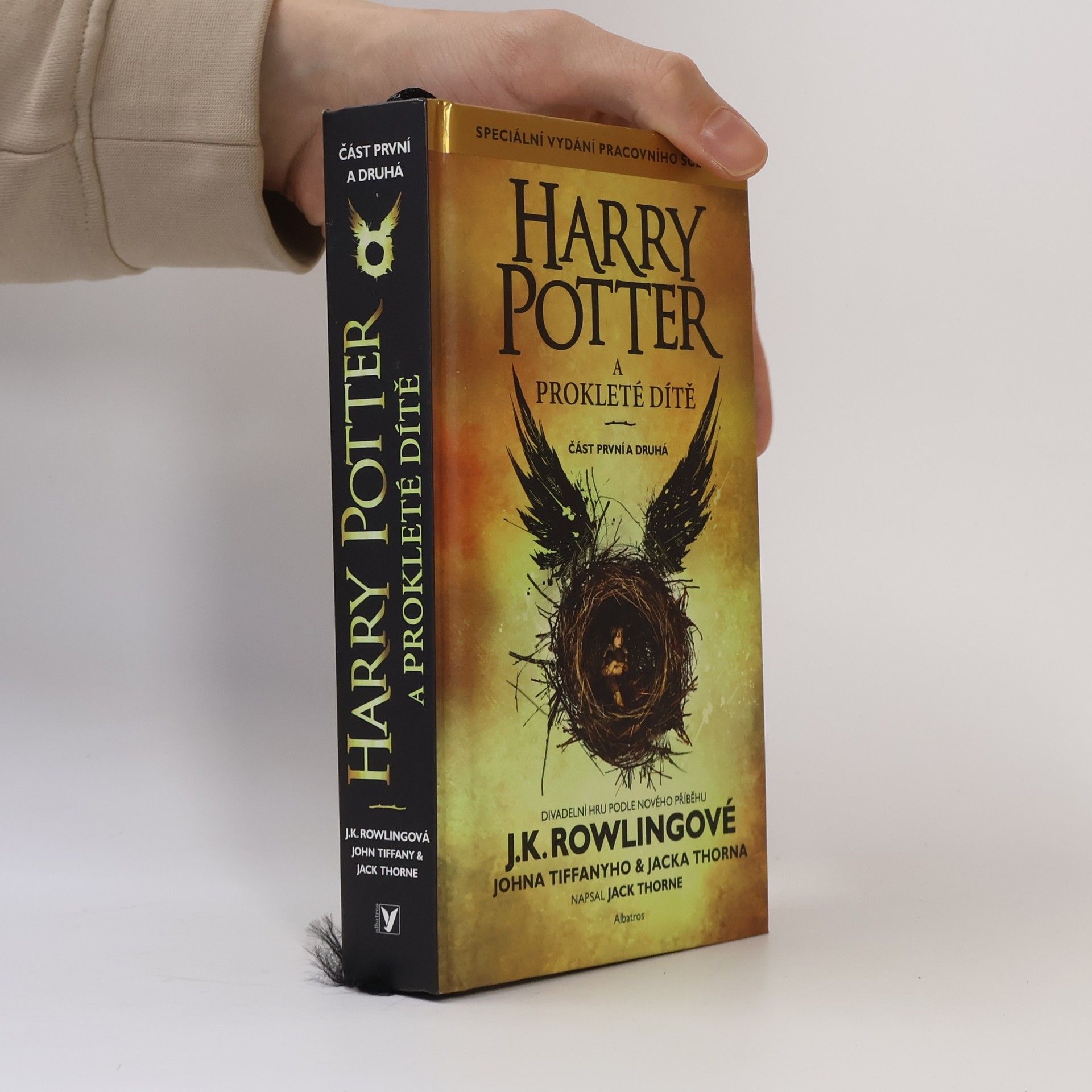 Joanne K. Rowlingová Harry Potter a prokleté dítě