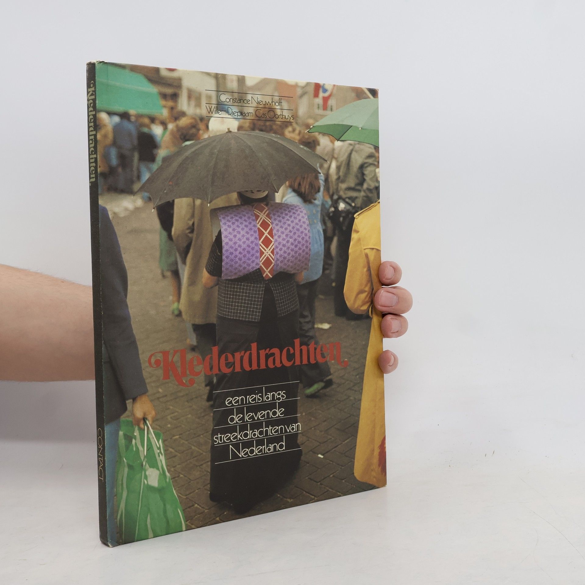Constance Nieuwhoff Klederdrachten