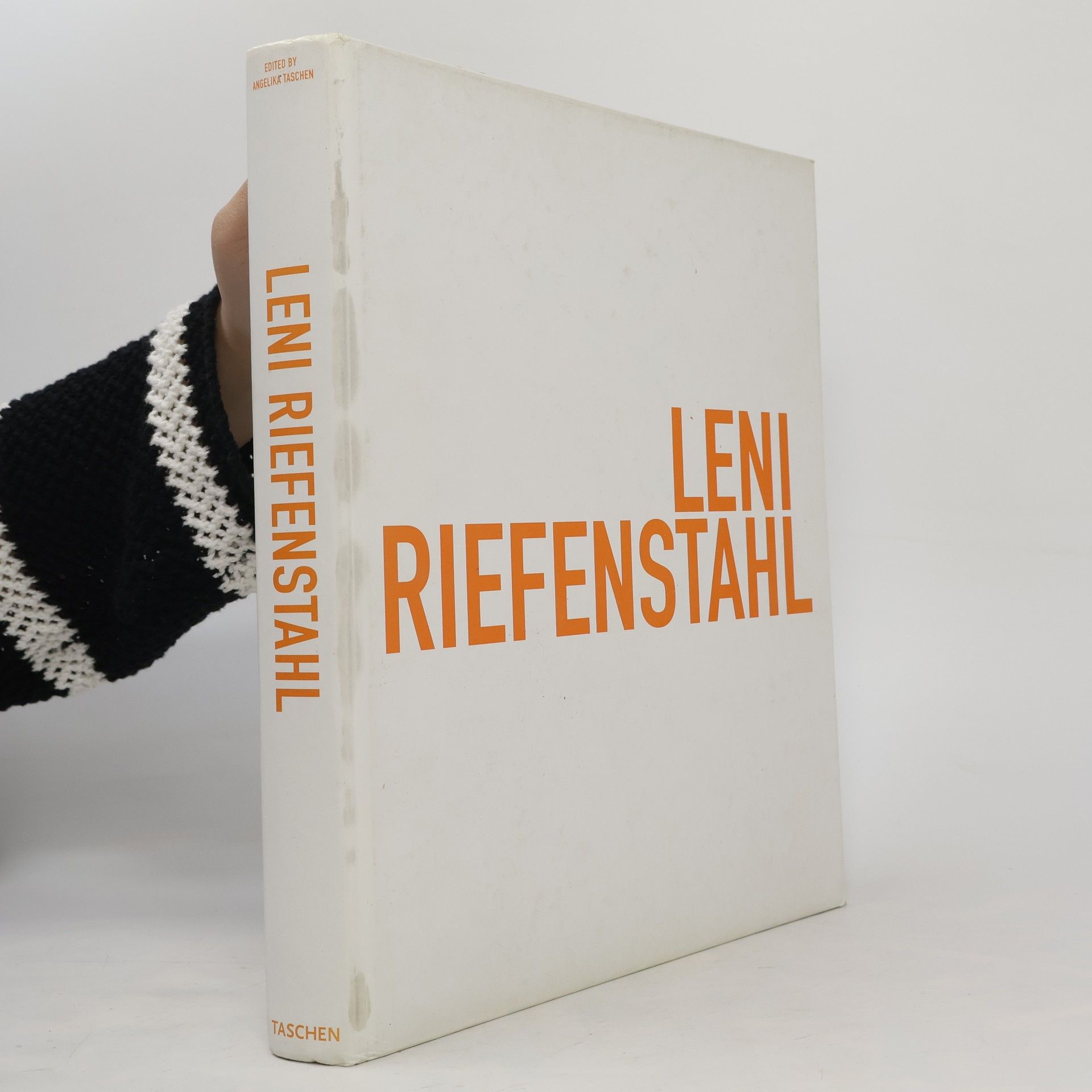 Leni Riefenstahl Fünf Leben. Five Lives. Cinque Vies. Engl.-Dtsch.-Französ. Hrsg. v. Angelika Taschen
