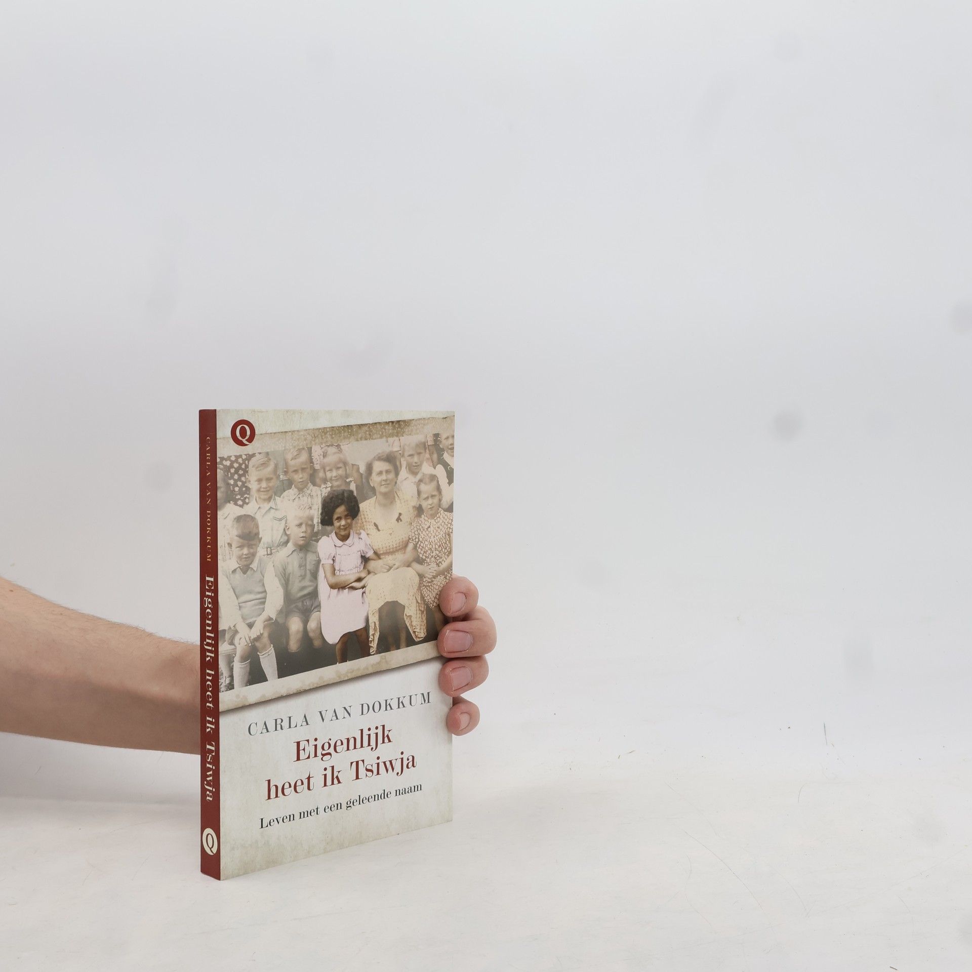 Carla van Dokkum Eigenlijk heet ik Tsiwja