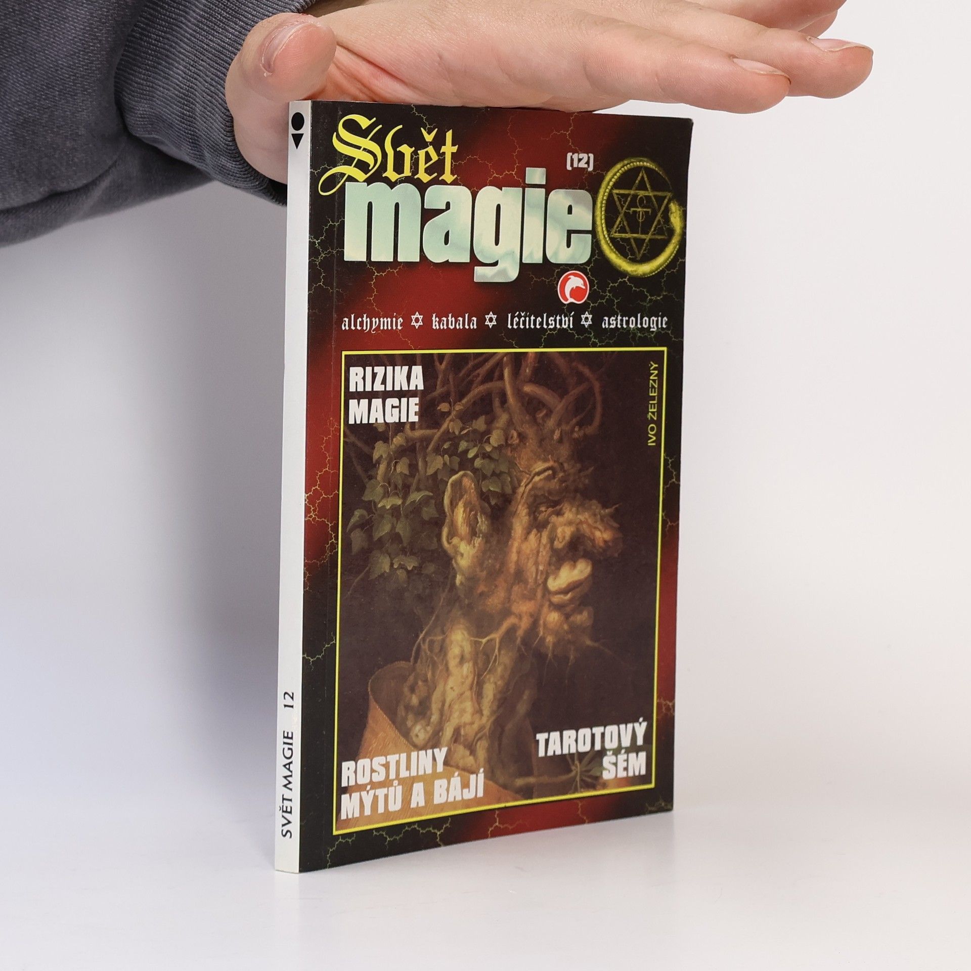 Collectif d'auteurs Svět magie 12/2001