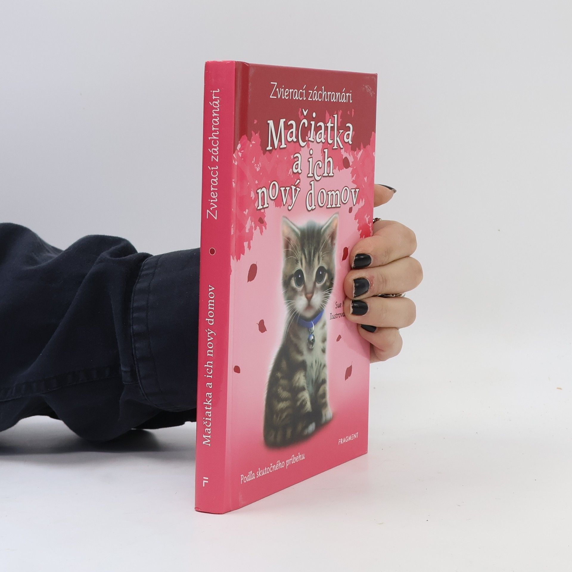 Lucy Diamond Mačiatka a ich nový domov