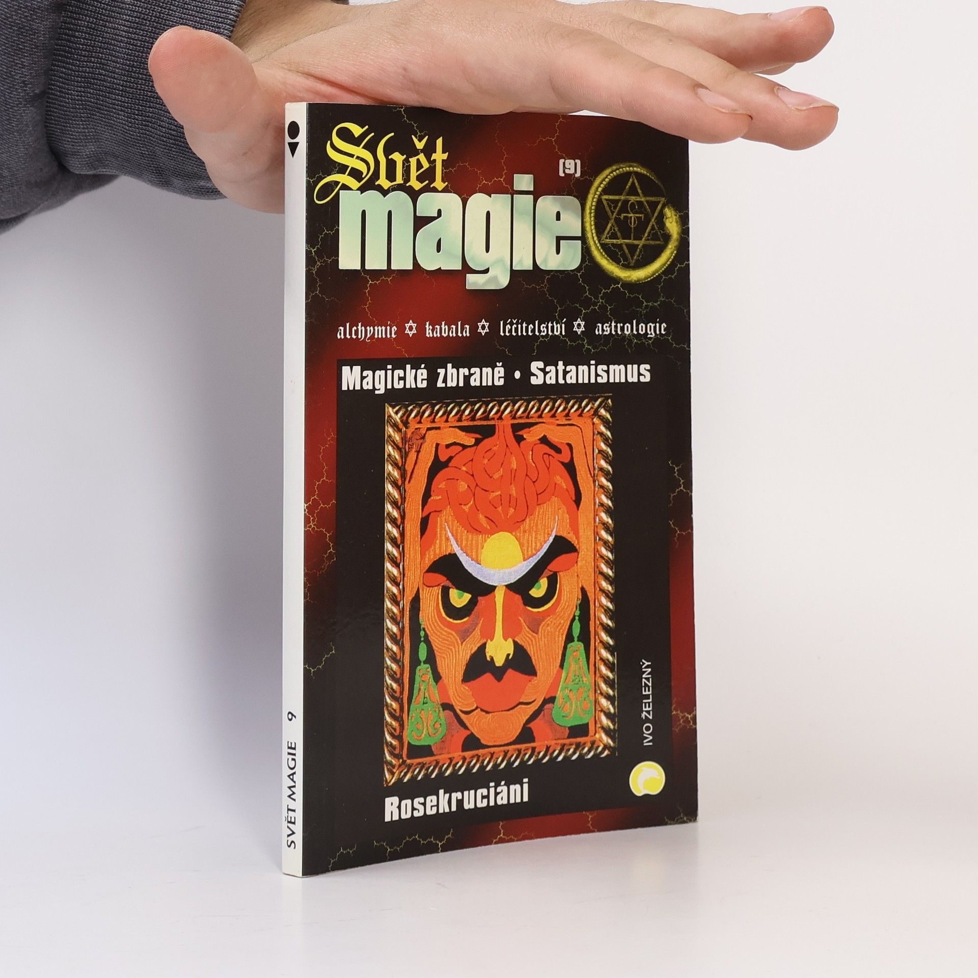 Jaroslav V. Mareš Svět magie 9/2001