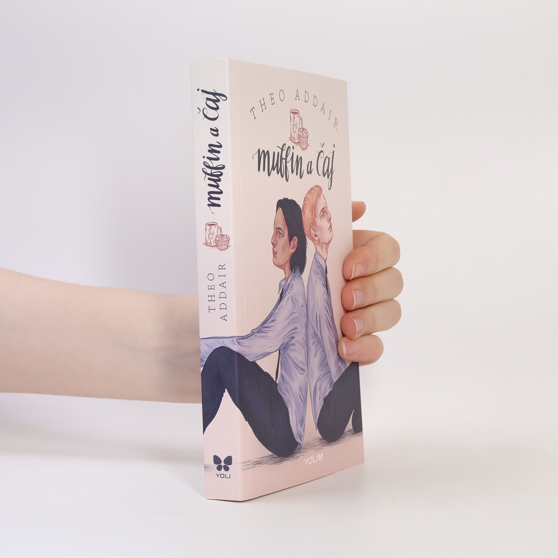 Theo Addair Muffin a čaj