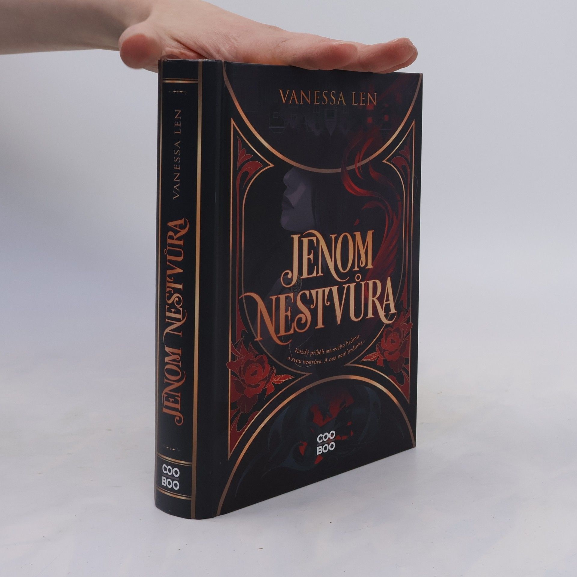 Vanessa Len Jenom nestvůra