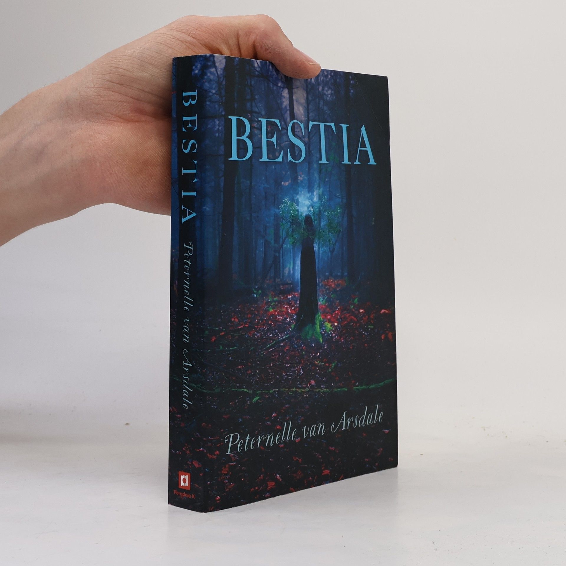 Peternelle van Arsdale Bestia