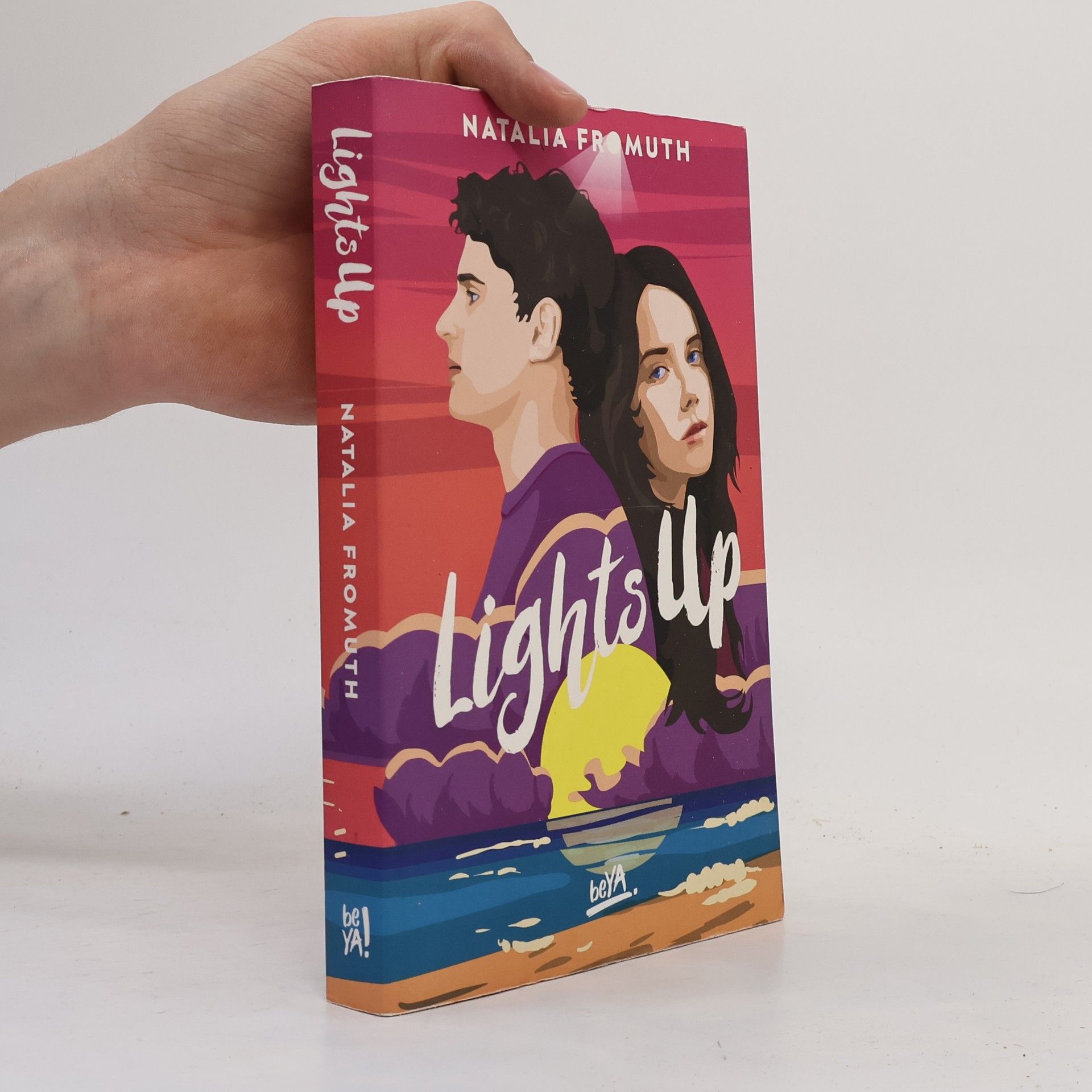 Fromuth Natalia Lights Up