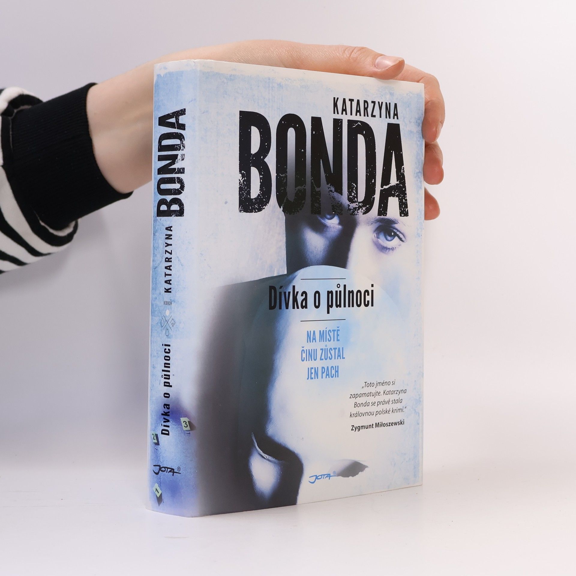 Katarzyna Bonda Dívka o půlnoci