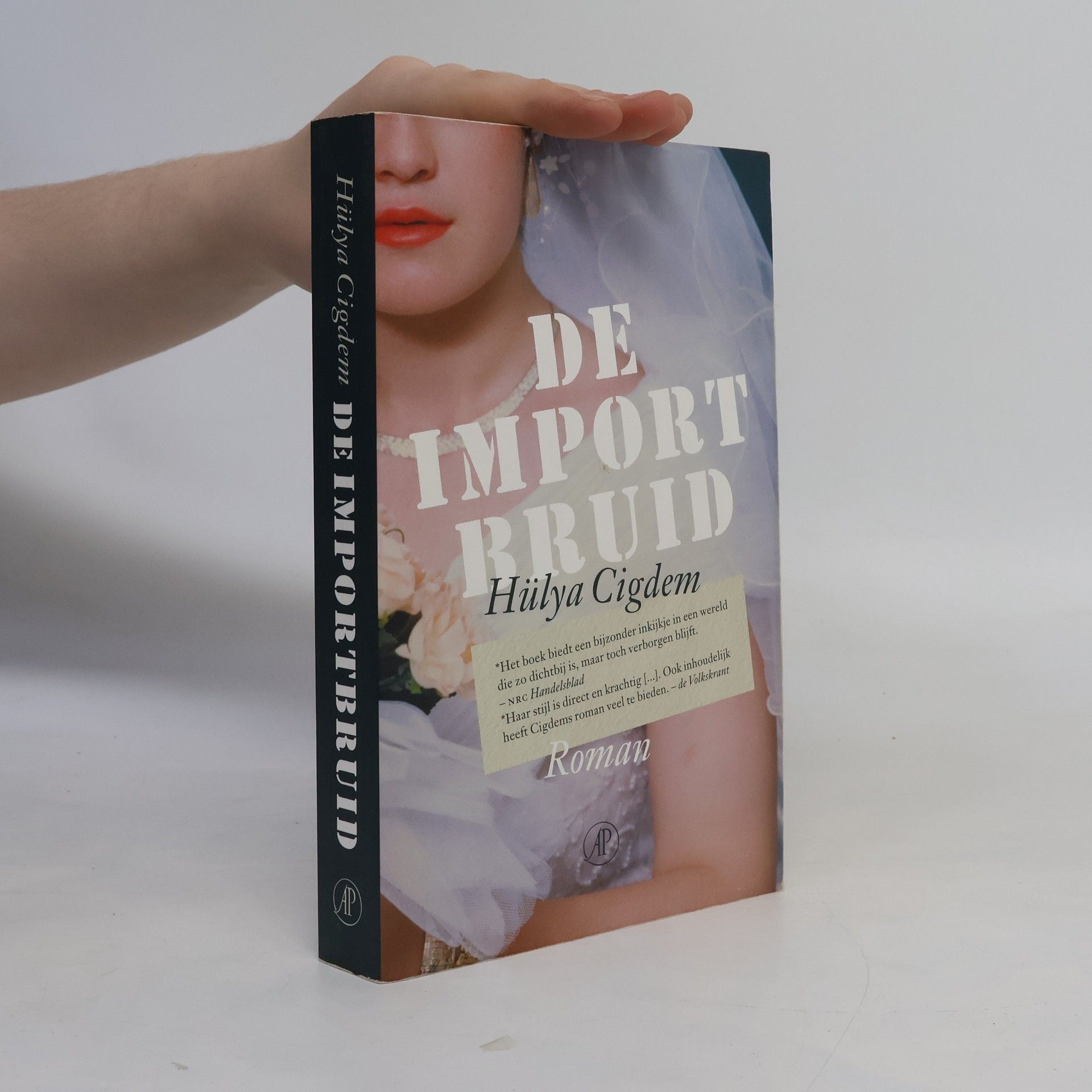 Hülya Çiğdem De importbruid