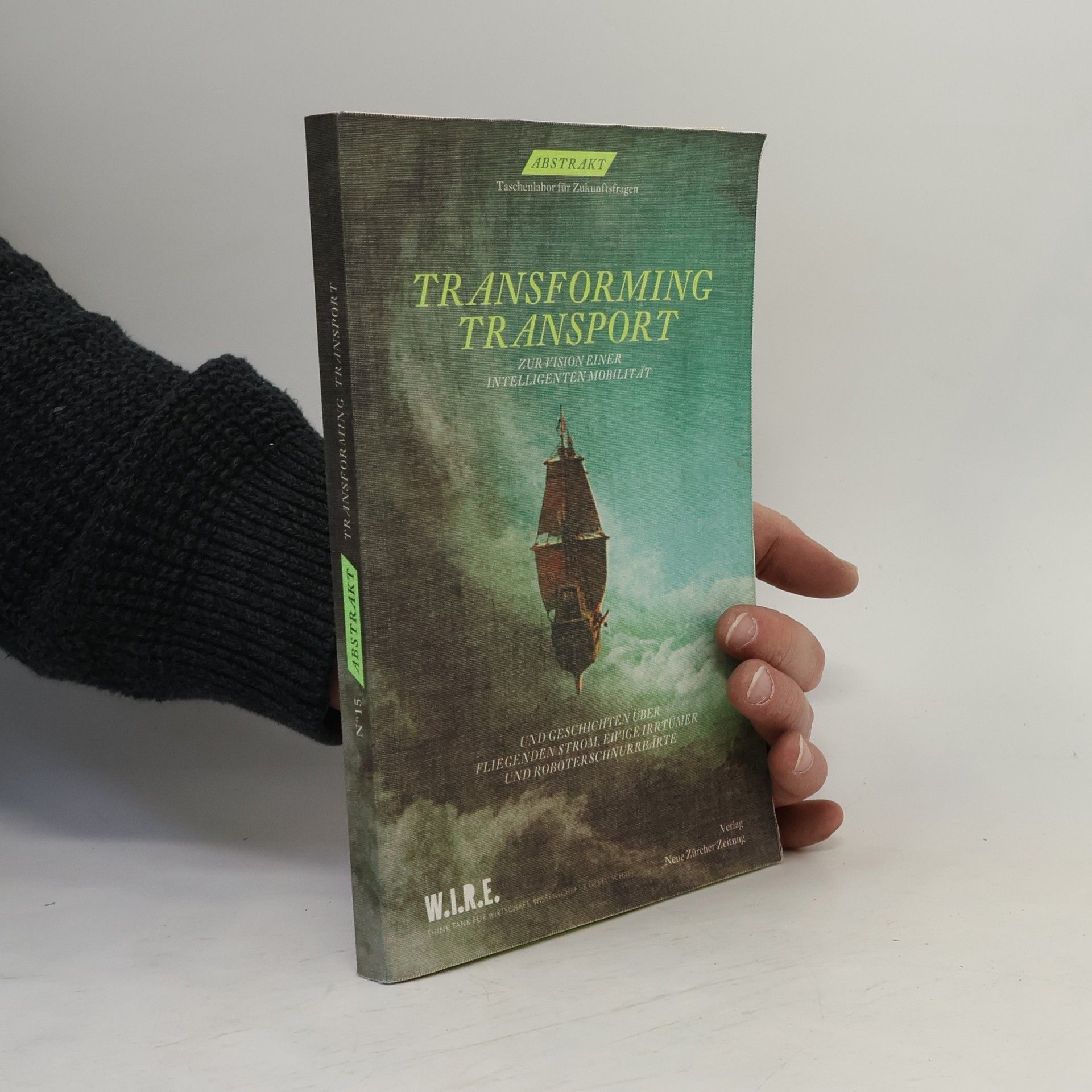 Kolektiv autorů Transforming Transport