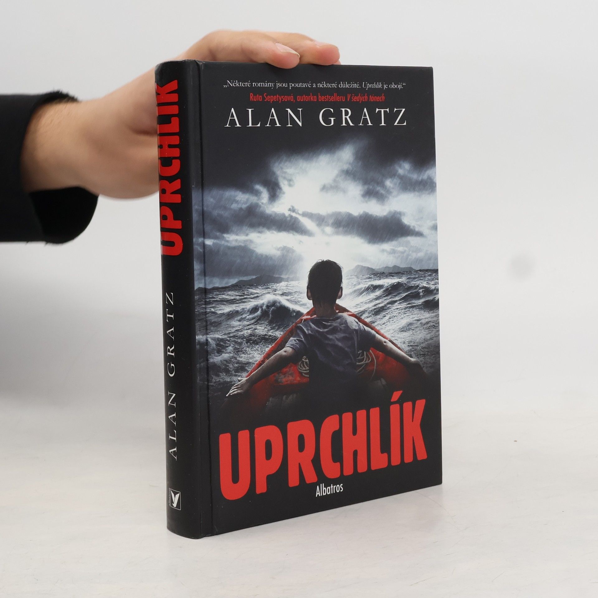Alan Gratz Uprchlík
