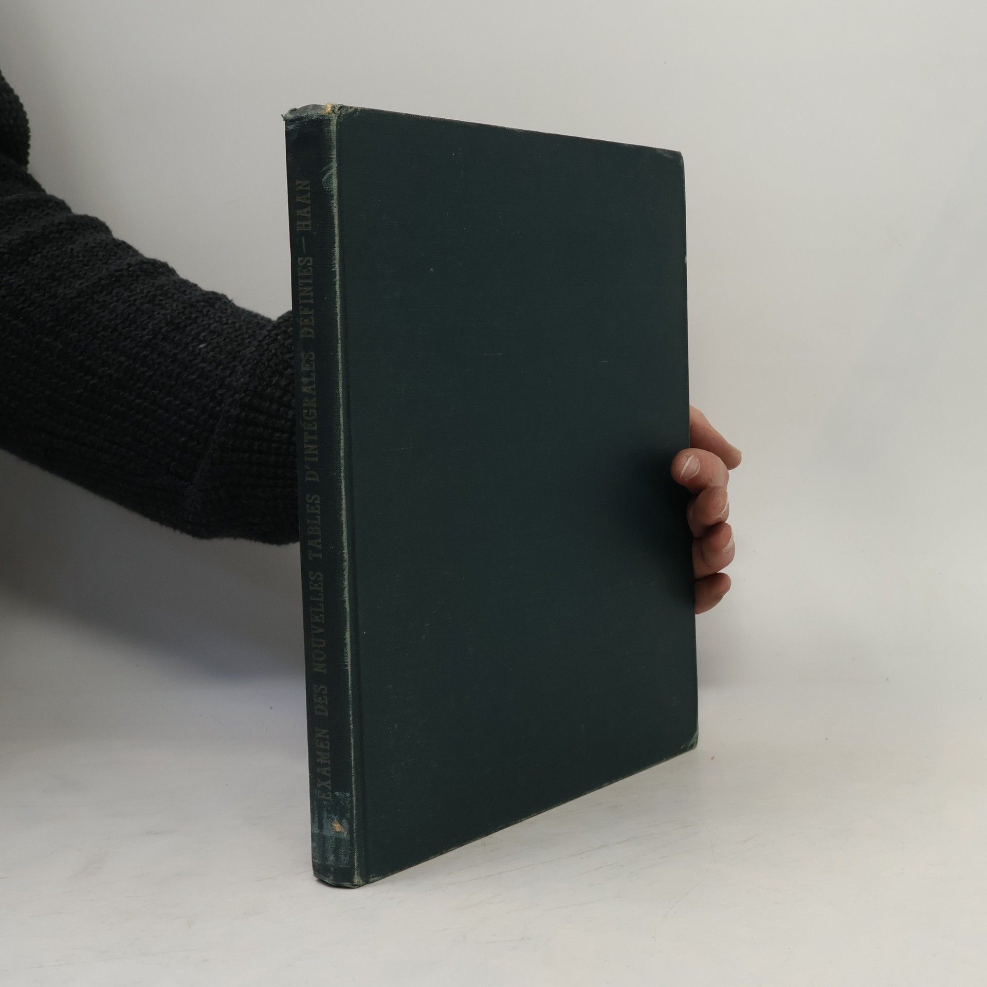 C. F. Lindman Examen des nouvelles tables d'intégrales définies