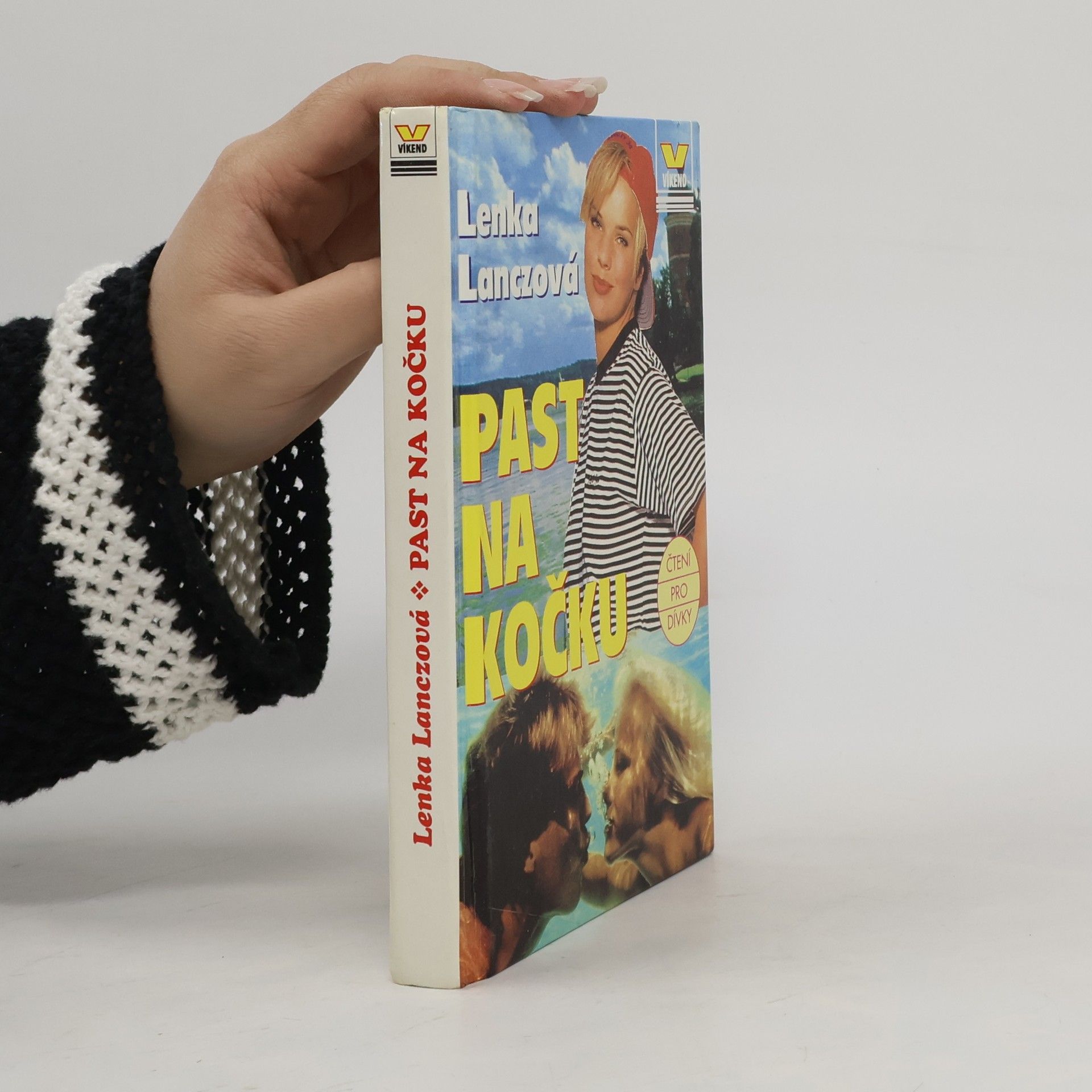 Lenka Lanczová Past na kočku