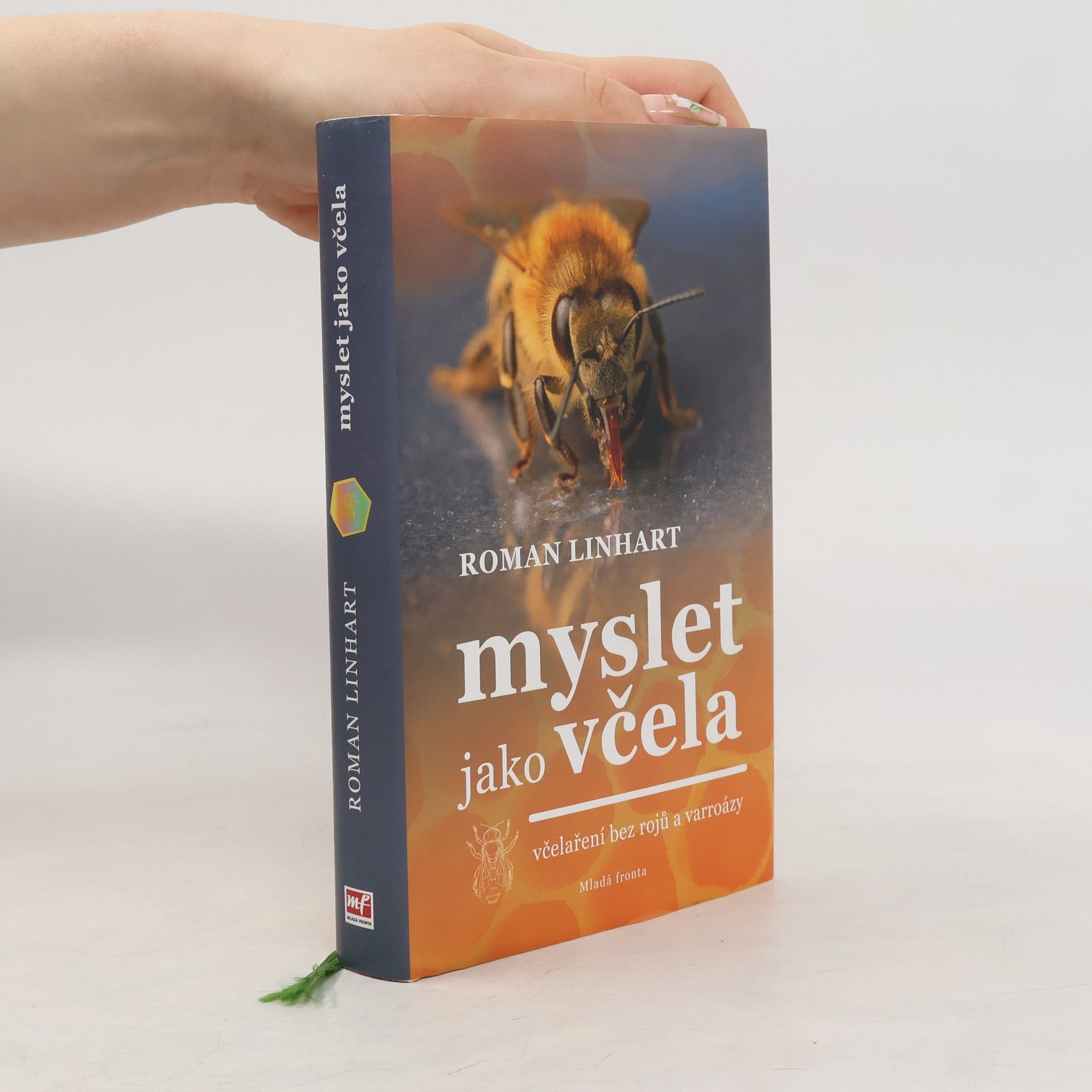 Myslet jako včela : včelaření bez rojů a varroázy