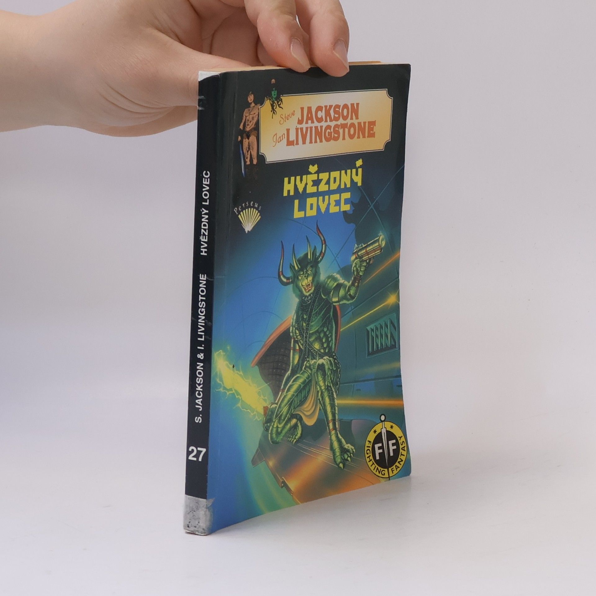 Luke Sharp Hvězdný lovec